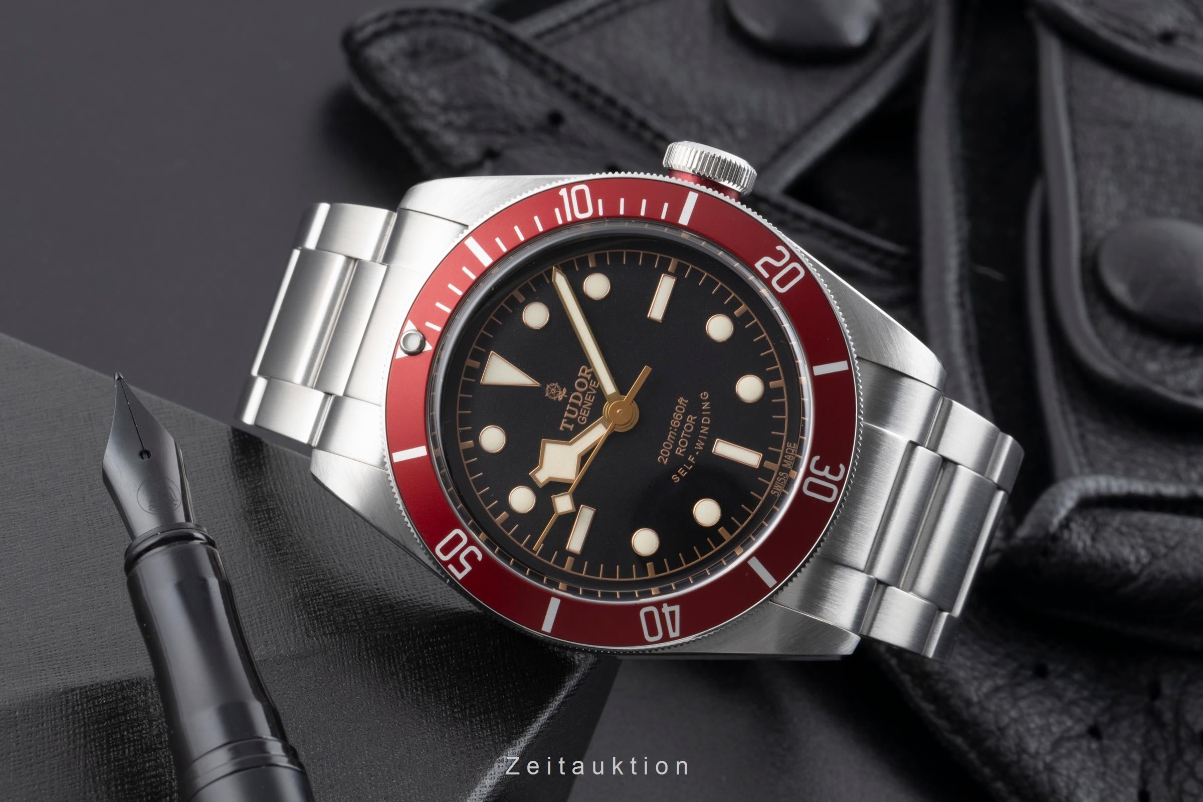Tudor Black Bay steel automatic men's watch 79220R LP: 4580EUR  [2504658]