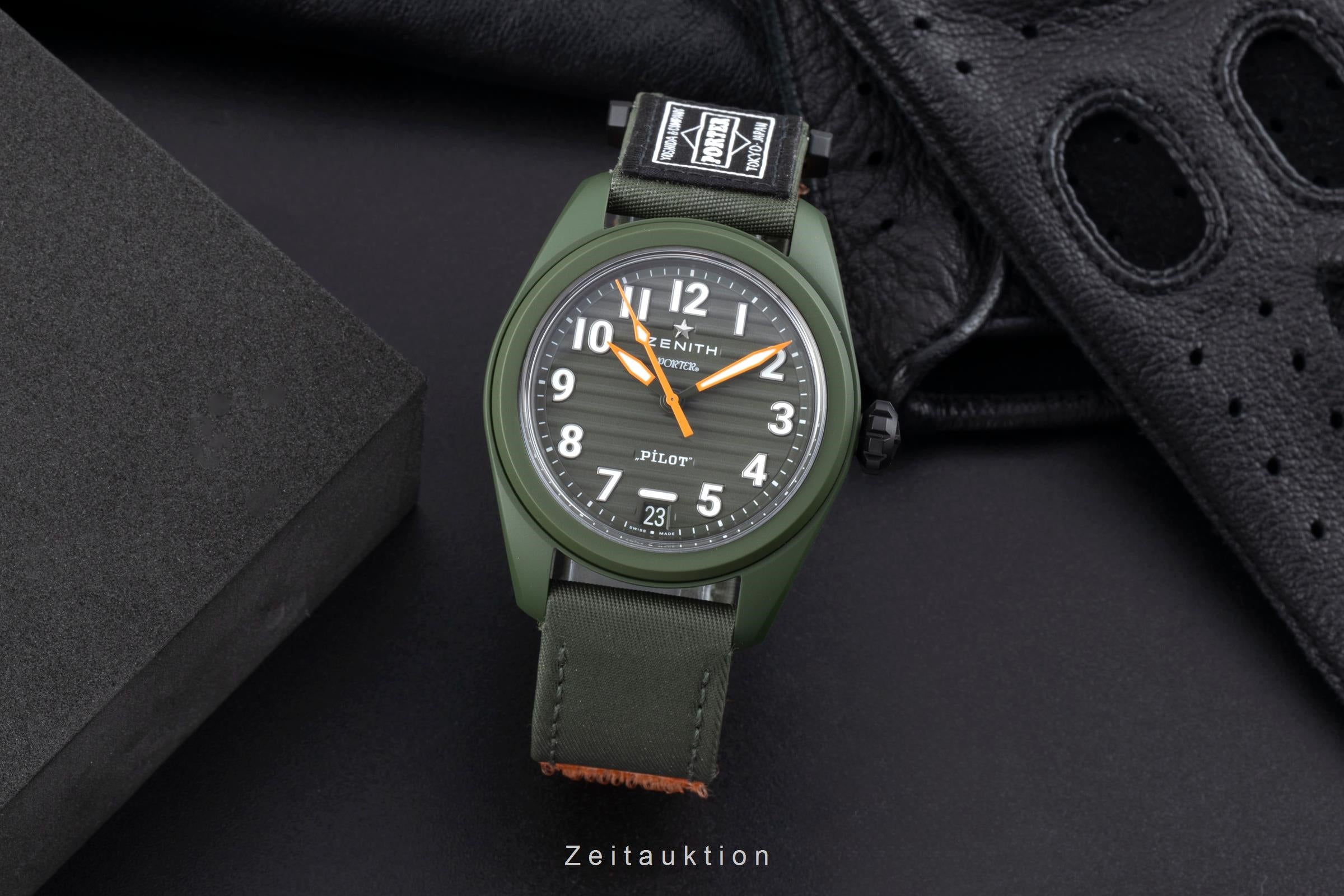 Zenith Pilot ceramic automatic men's watch 49.4001.3620/63.I001 LP: 12000EUR Limited  [2504677]