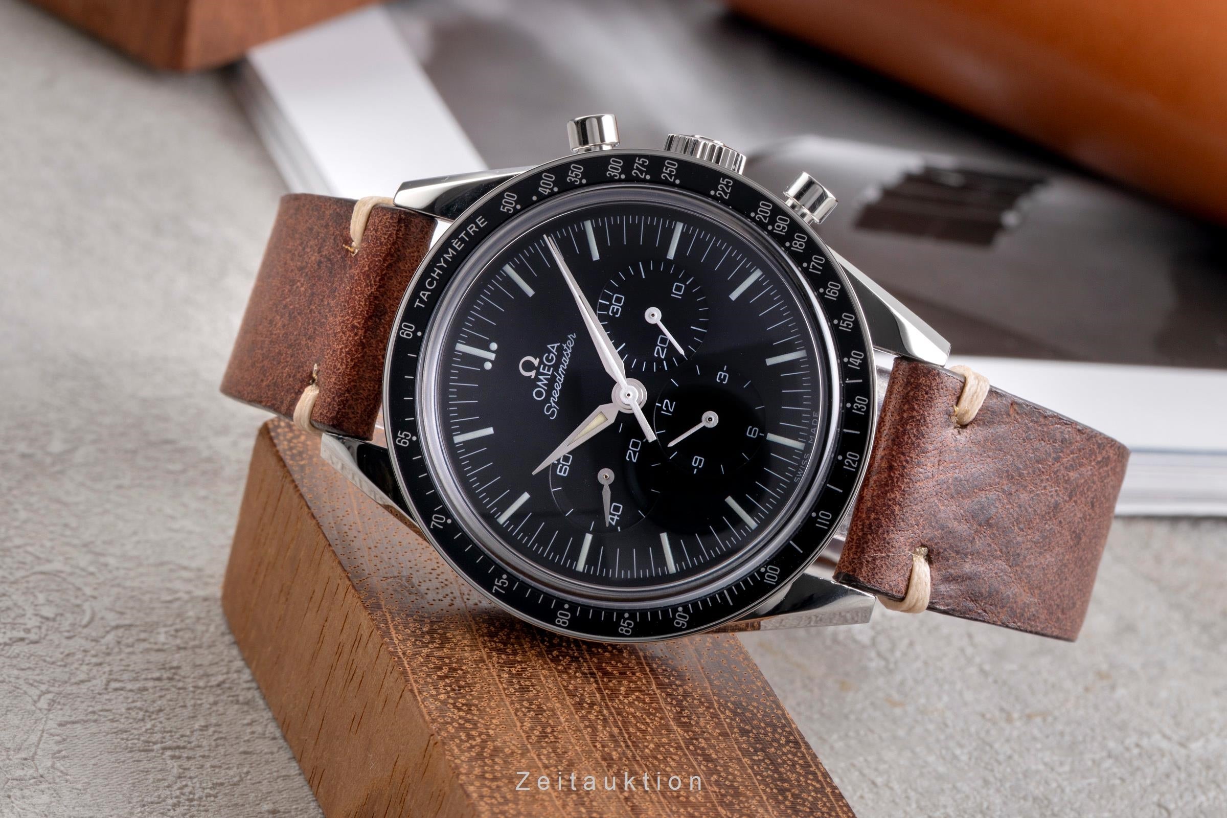 Omega Speedmaster Moonwatch chronograph steel manual winding Kal