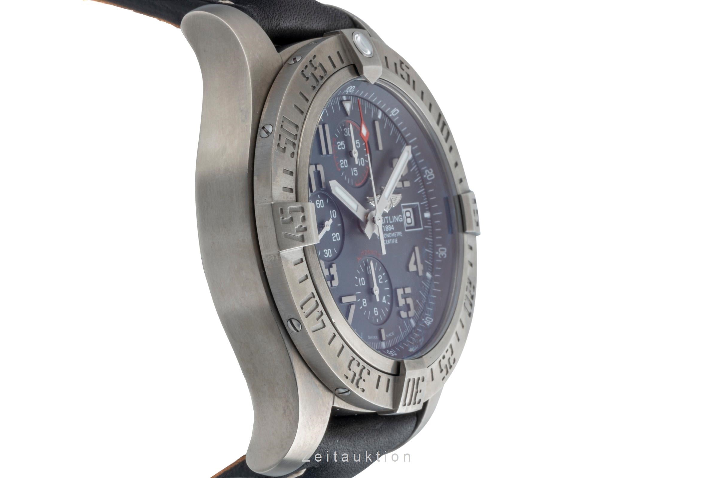 Breitling Avenger chronograph titanium automatic men's watch E13383  [2504692]