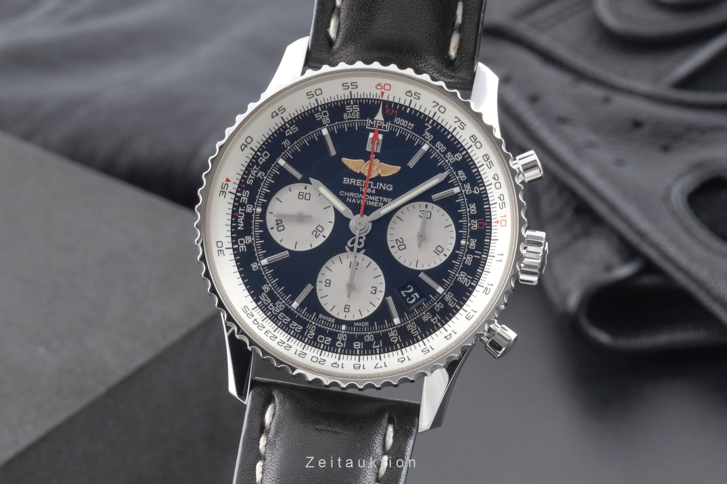 Breitling Navitimer 01 chronograph steel automatic Kal. B01 Ref