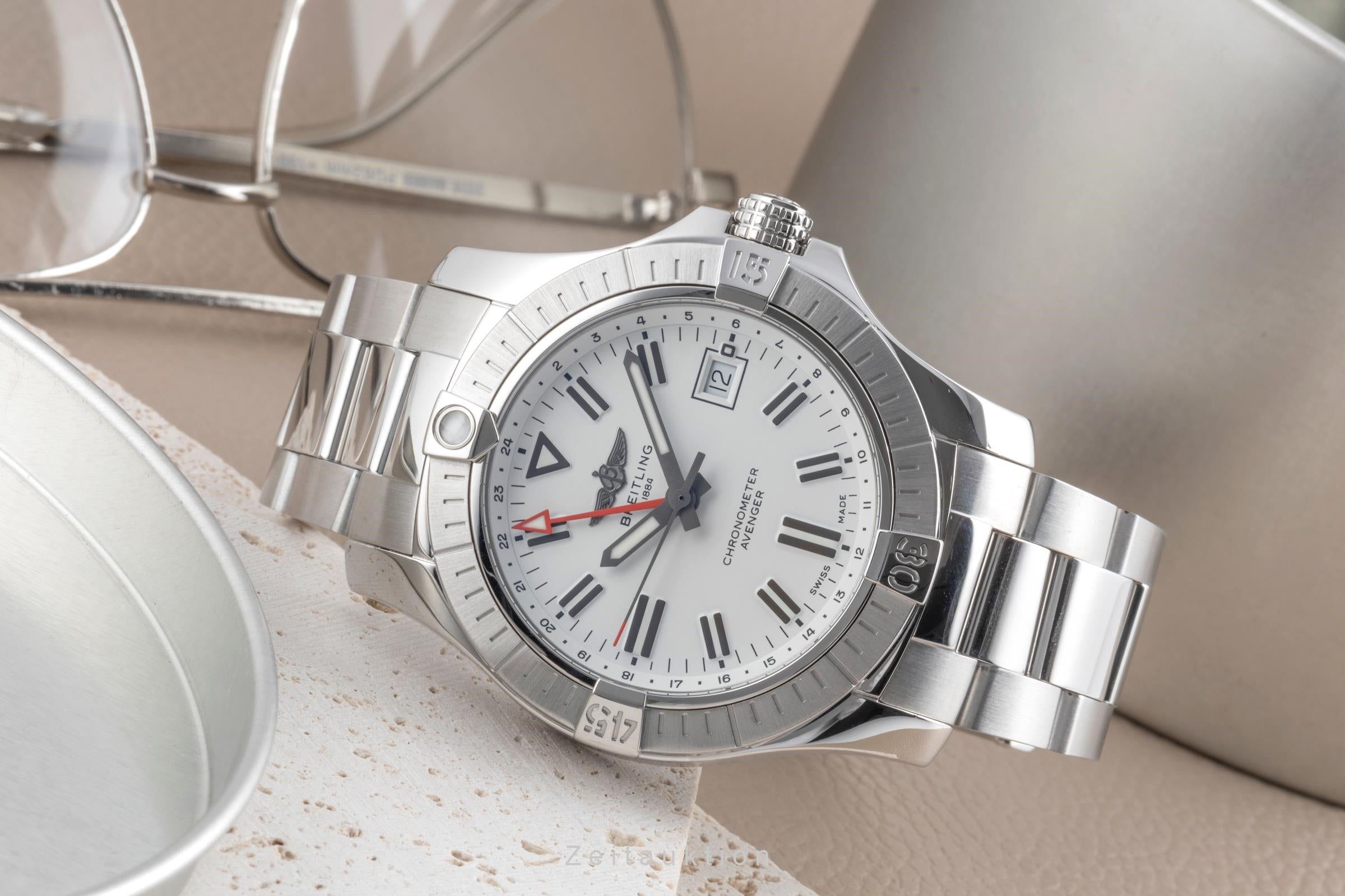 Breitling Avenger steel automatic men's watch A32397101A1A1 LP: 5750EUR  [2504792]