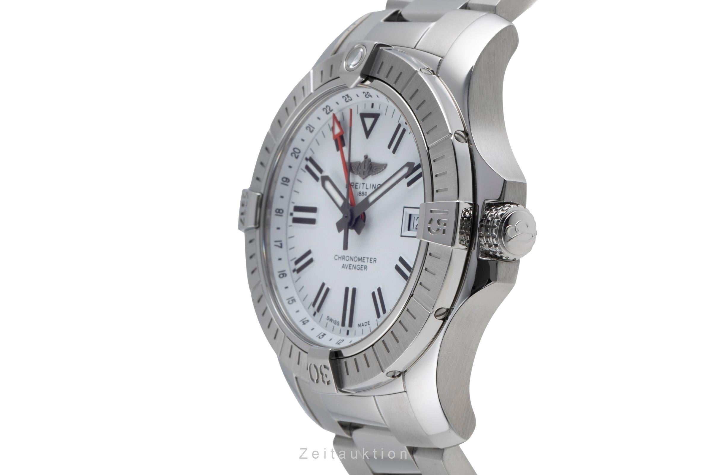 Breitling Avenger steel automatic Kal. B32 Ref. A32397101A1A1