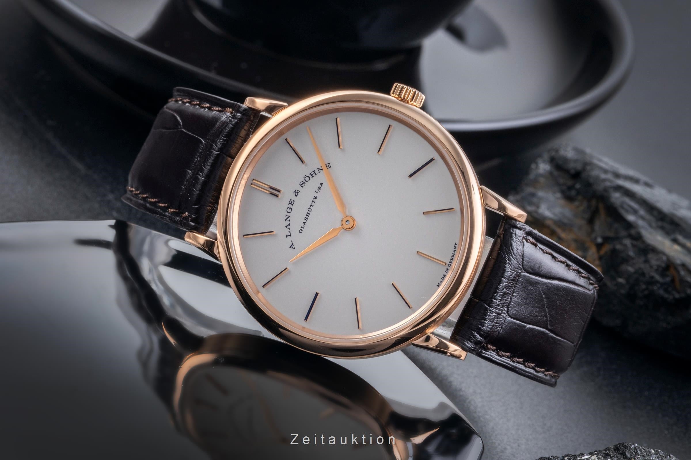 A. Lange & Söhne Saxonia or rouge 18 ct à remontage manuel montre pour hommes 201.033  [2504808]