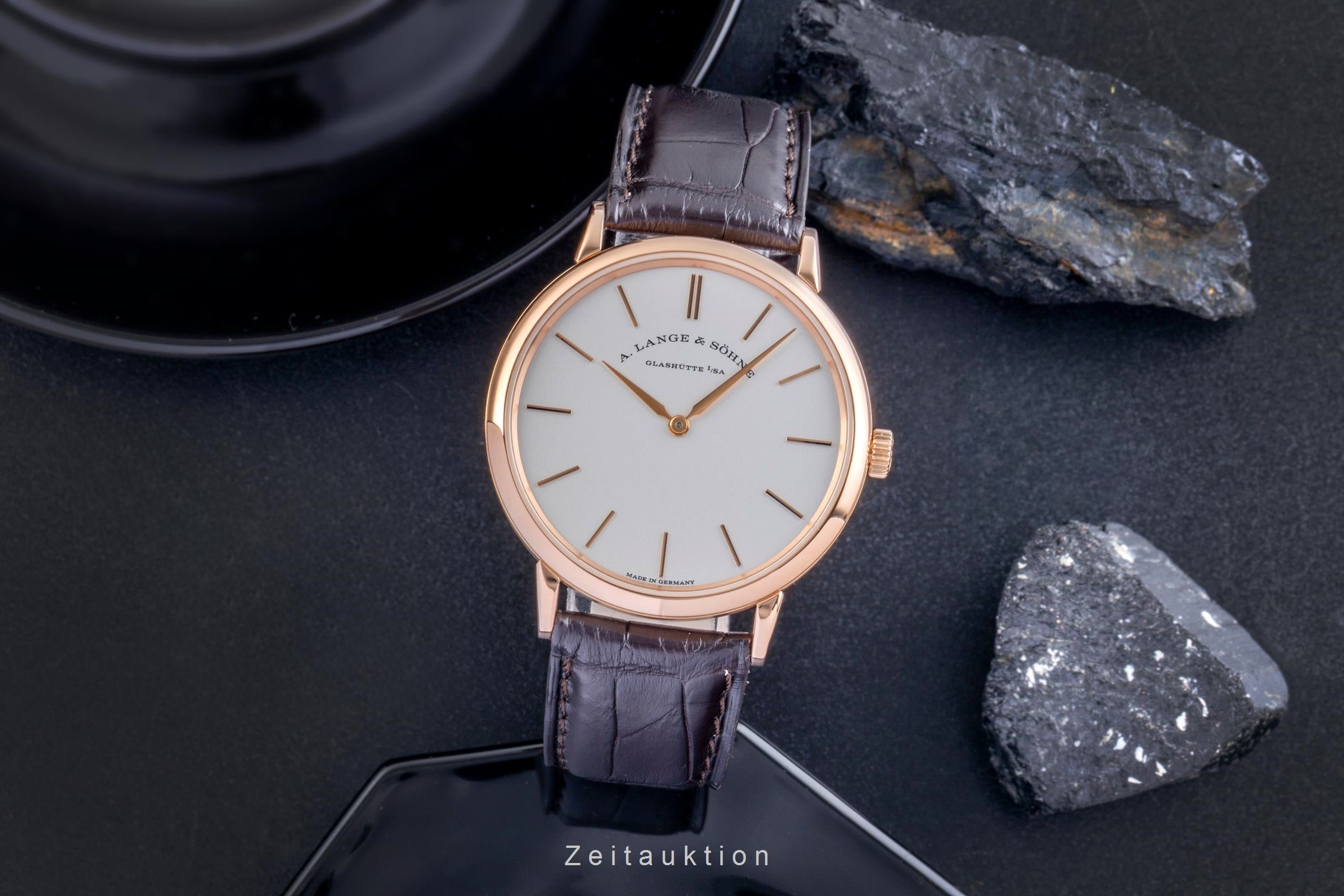 A. Lange & Söhne Saxonia or rouge 18 ct à remontage manuel montre pour hommes 201.033  [2504808]