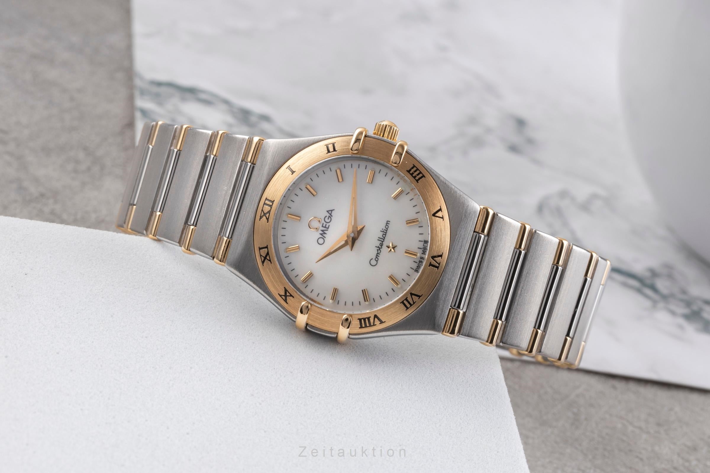 Omega Constellation acier / or  quartz montre pour femmes 1372.70.00  [2504911]
