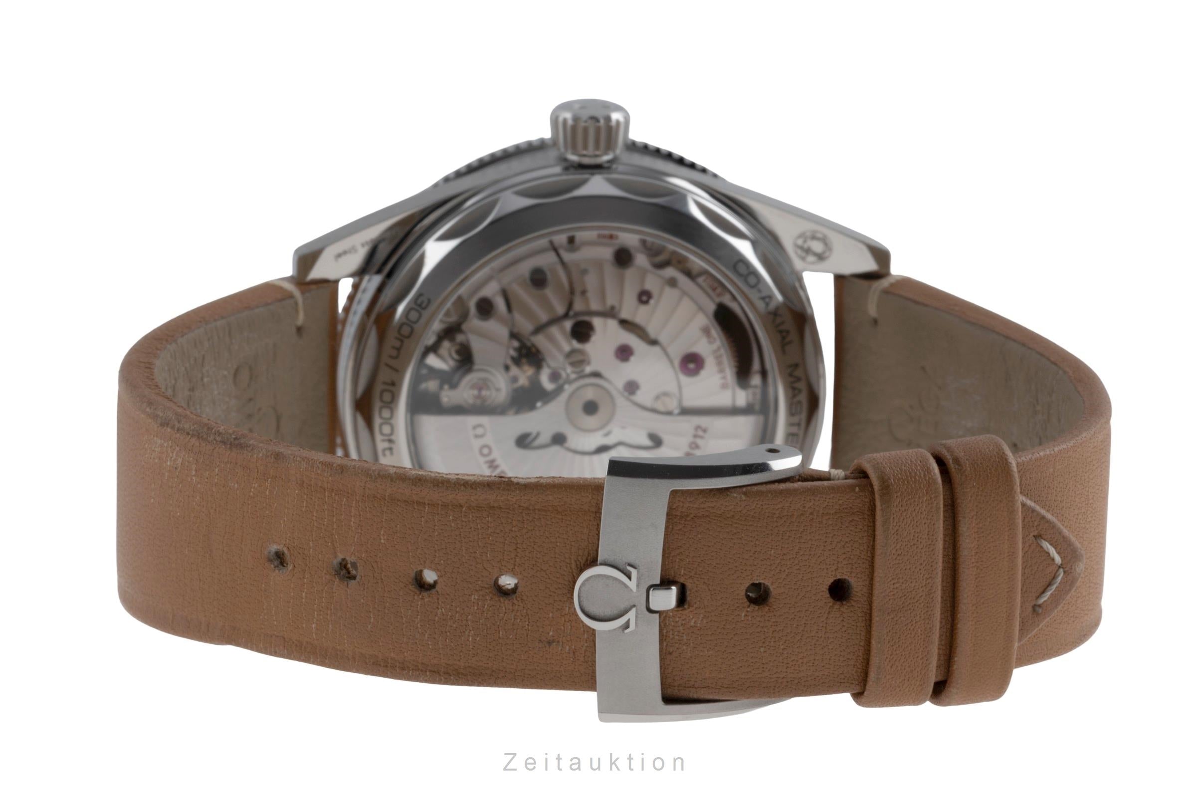 Omega Seamaster acier automatique montre pour hommes 234.32.41.21.03.001 LP: 7300EUR  [2504936]