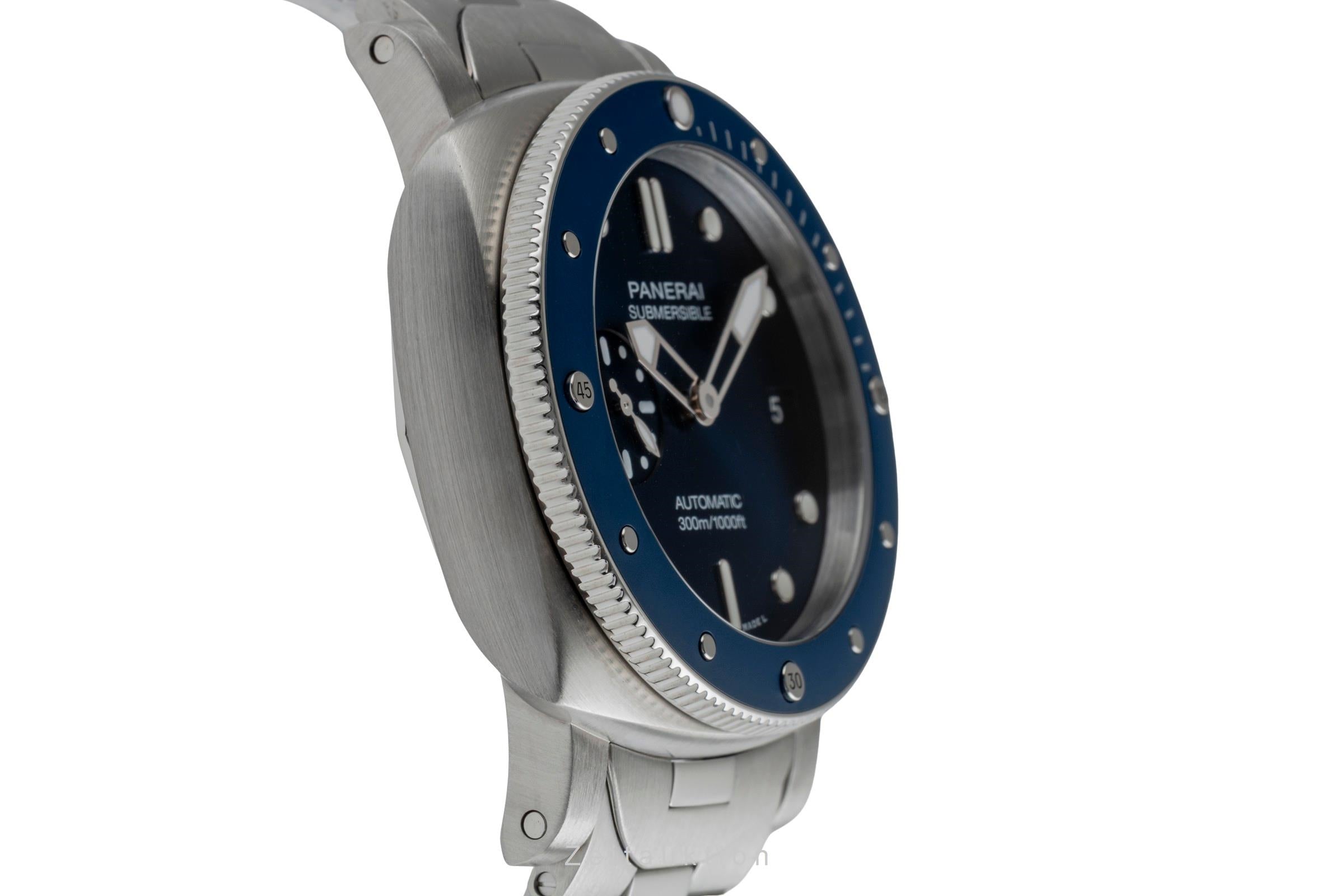 Panerai Submersible steel automatic men's watch PAM01068 LP: 11900EUR  [2504940]