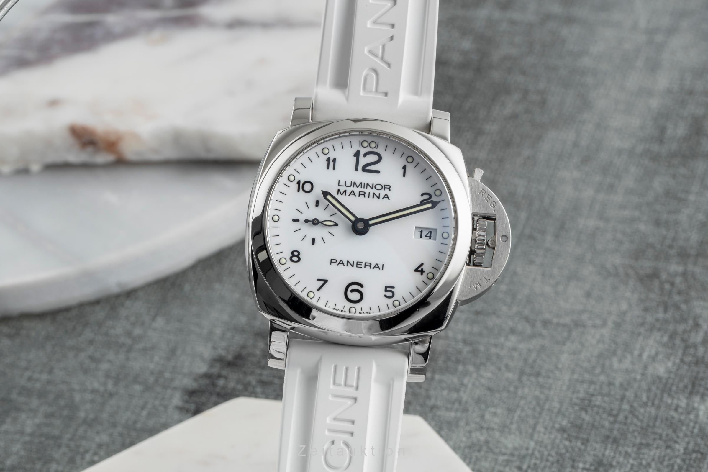 Panerai Luminor Marina steel automatic men's watch PAM00523  [2504941]