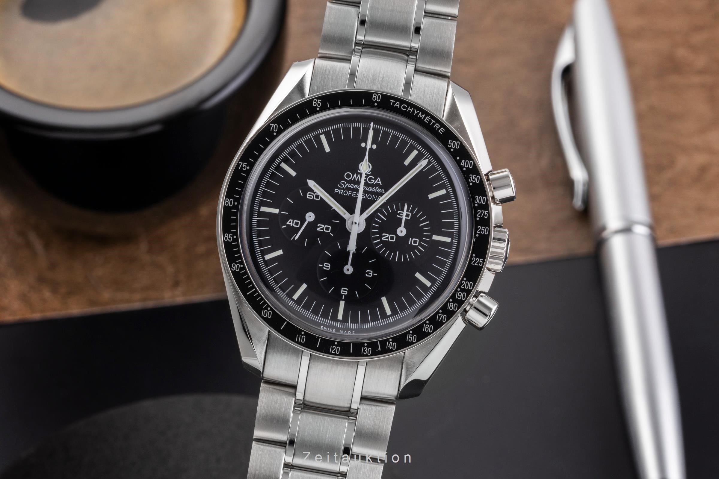 Omega Speedmaster Moonwatch chronograph steel manual winding men's watch 311.30.42.30.01.005 LP: 7600EUR  [2504975]