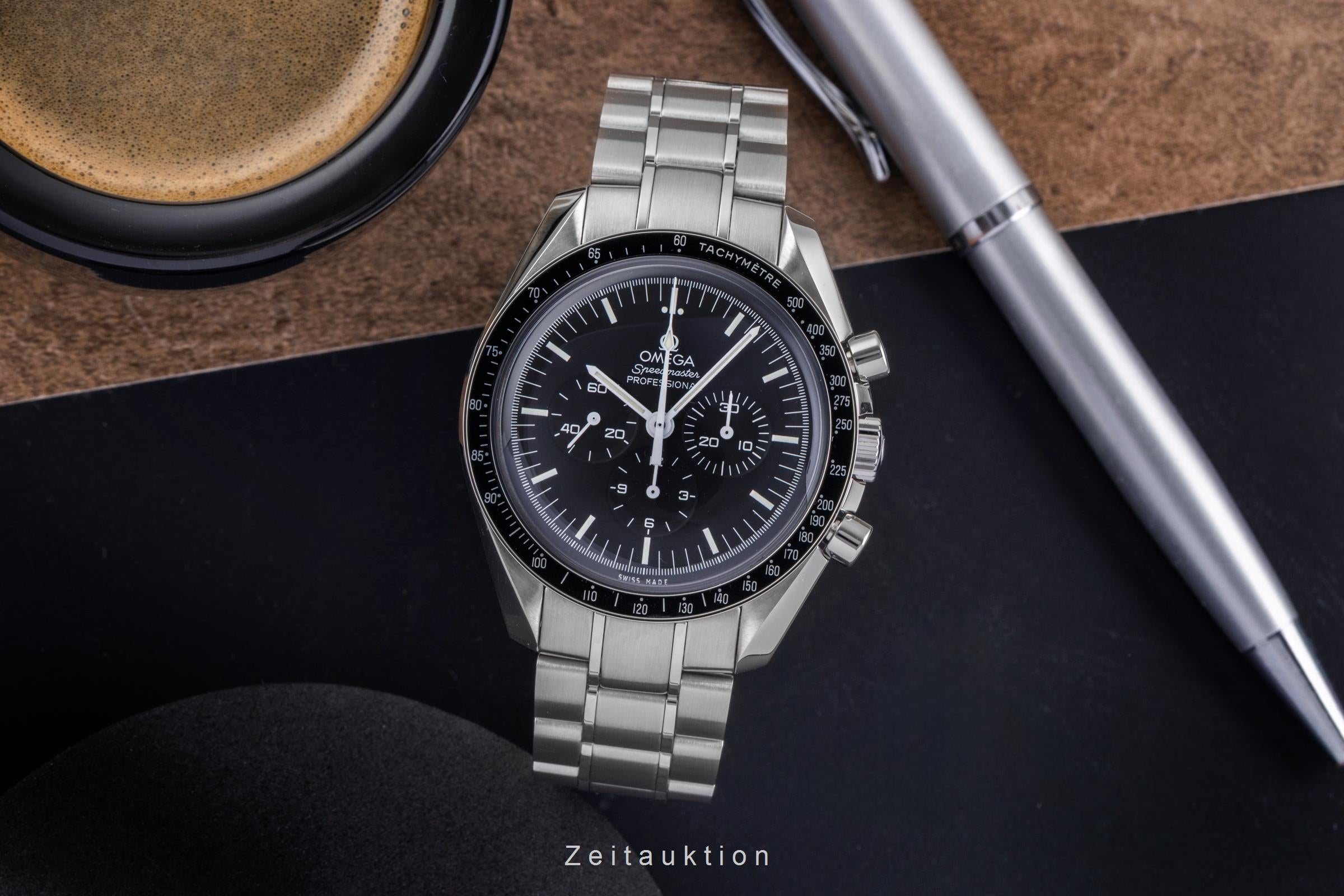 Omega Speedmaster Moonwatch chronograph steel manual winding men's watch 311.30.42.30.01.005 LP: 7600EUR  [2504975]