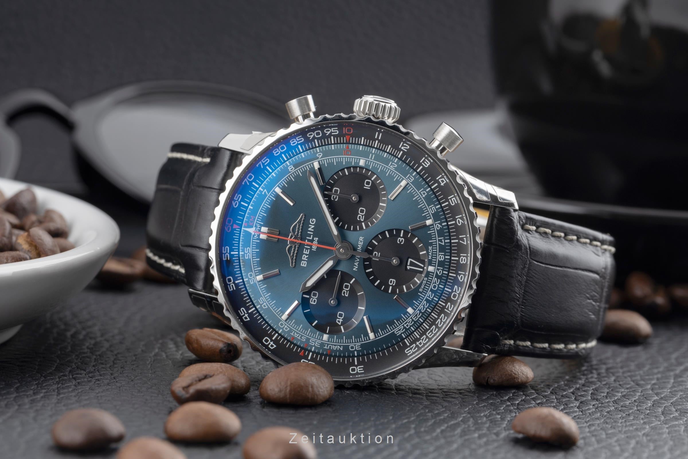 Breitling Navitimer 01 cronografo acciaio automatismo B01 Ref