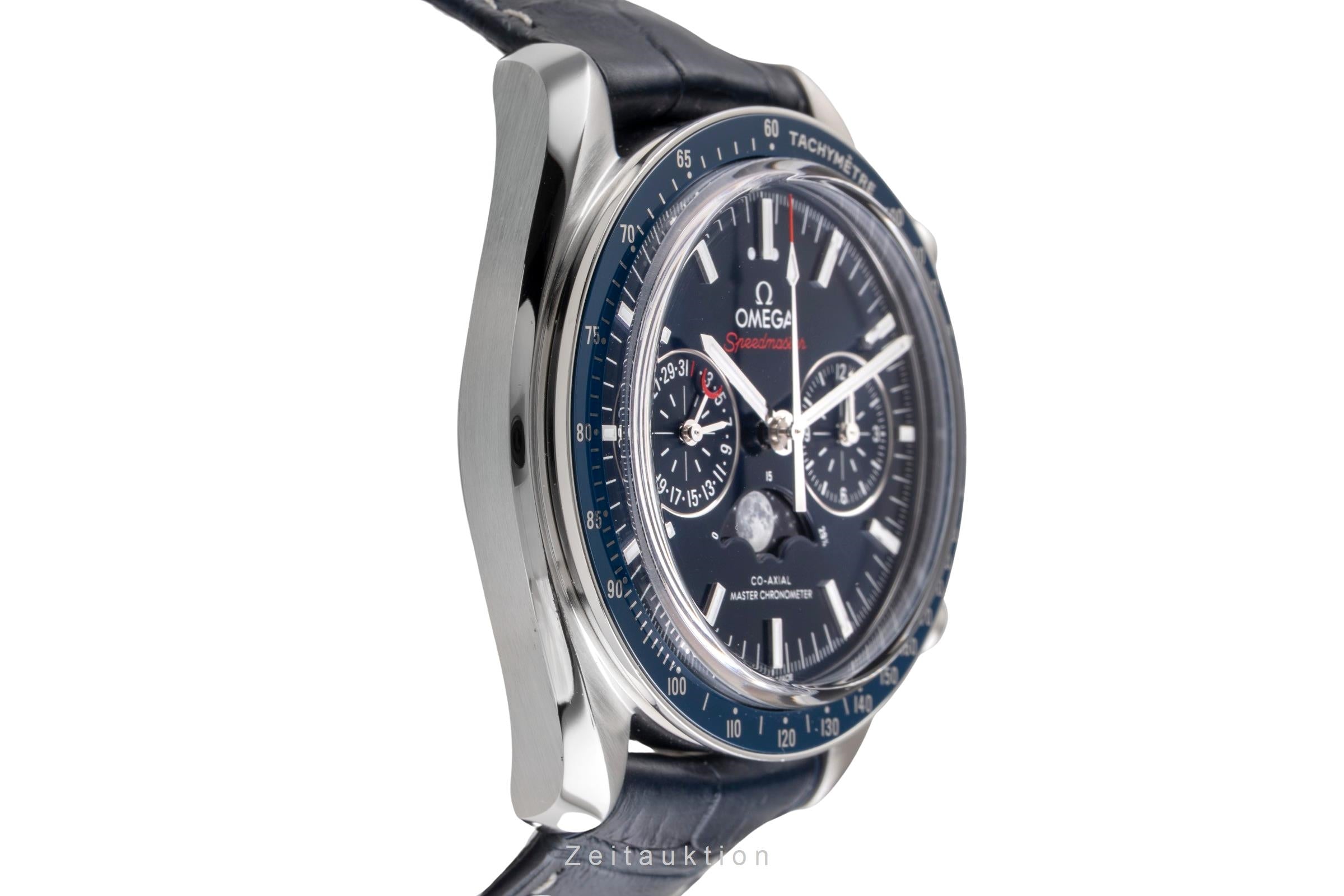 Omega Speedmaster chronograph steel automatic men's watch 304.33.44.52.03.001 LP: 12200EUR  [2505123]