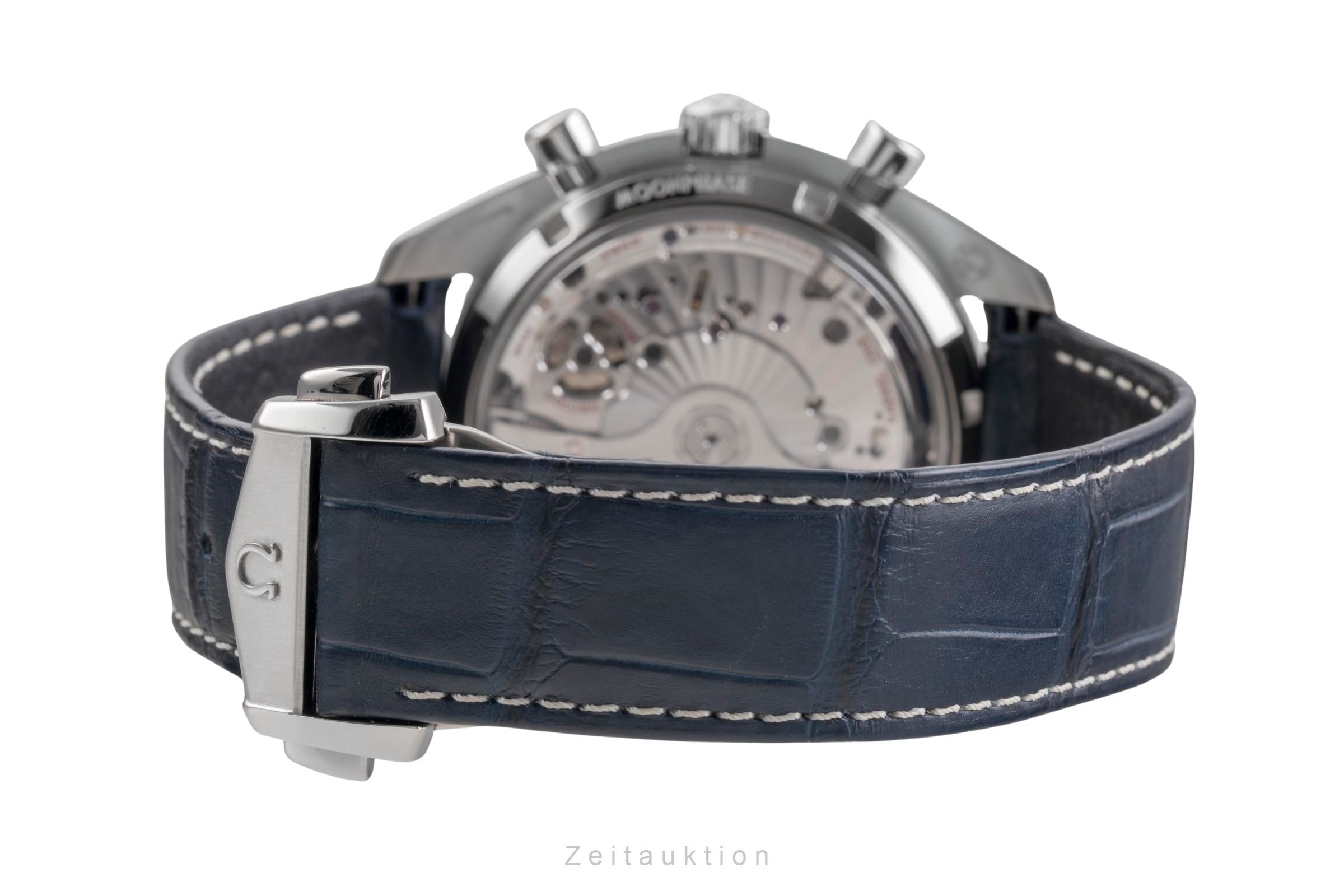 Omega Speedmaster chronograph steel automatic men's watch 304.33.44.52.03.001 LP: 12200EUR  [2505123]