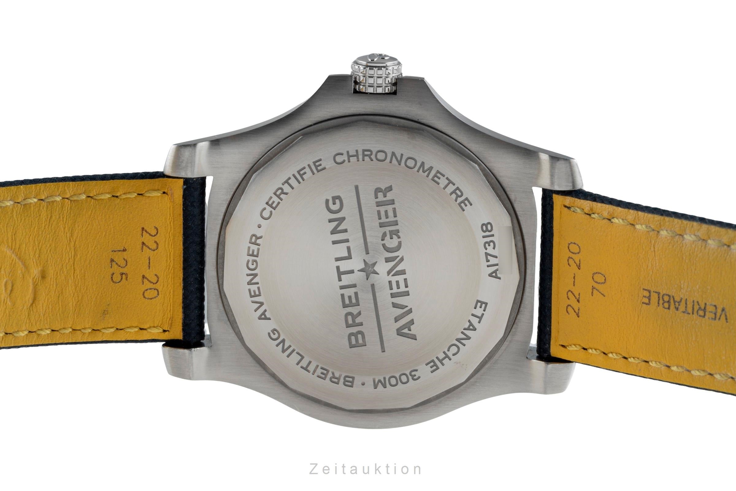 Breitling Avenger acier automatique montre pour hommes A17318 LP: 4800EUR  [2505160]