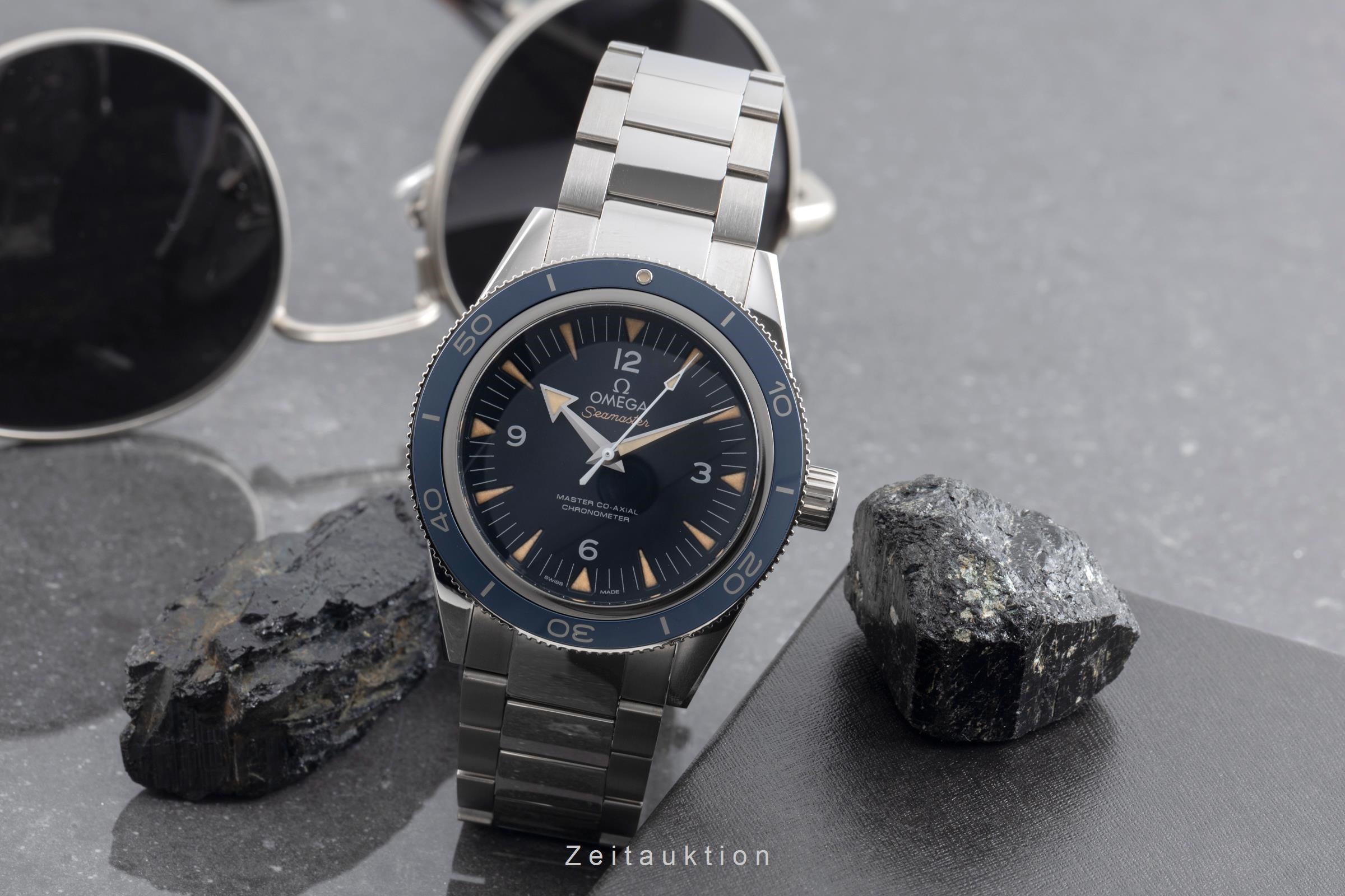 Omega Seamaster titanium automatic men's watch 233.90.41.21.03.001 LP: 7900EUR  [2505184]