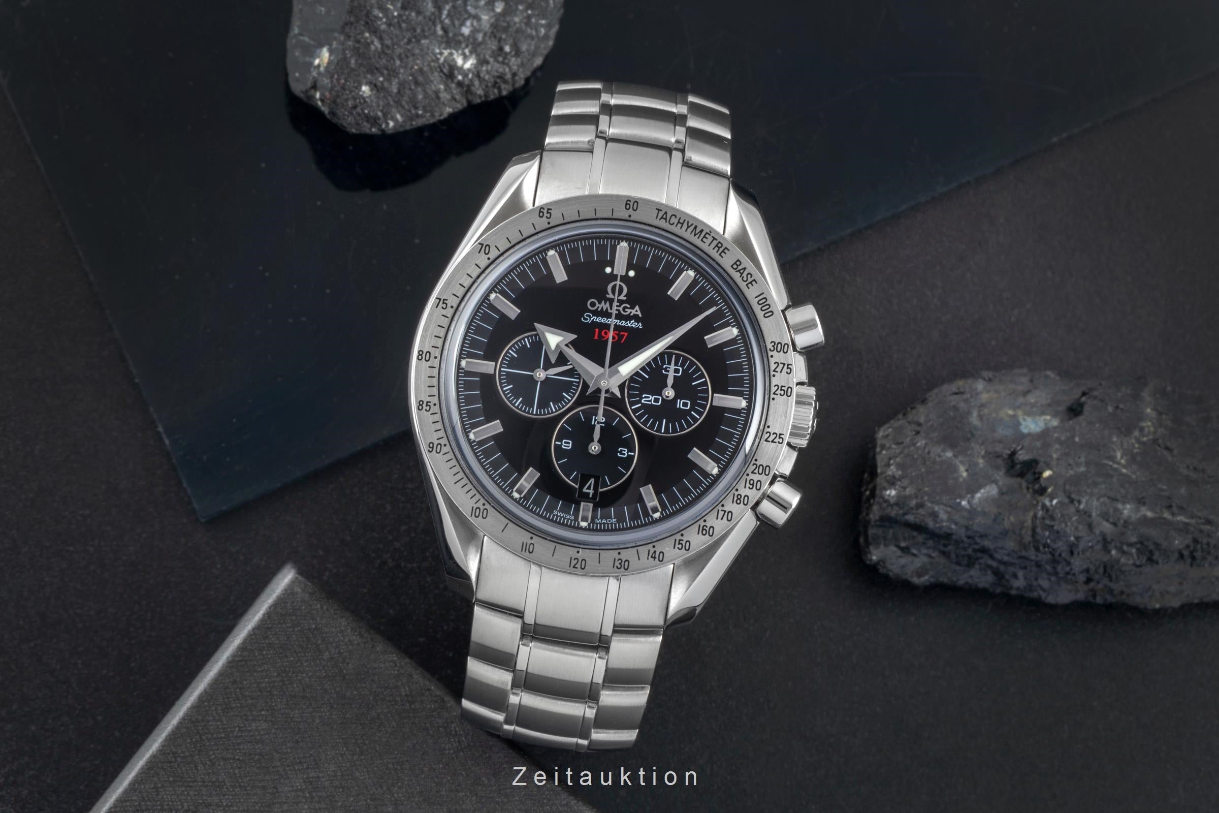 Omega Speedmaster chronograph steel automatic men's watch 321.10.42.50.01.001  [2505199]