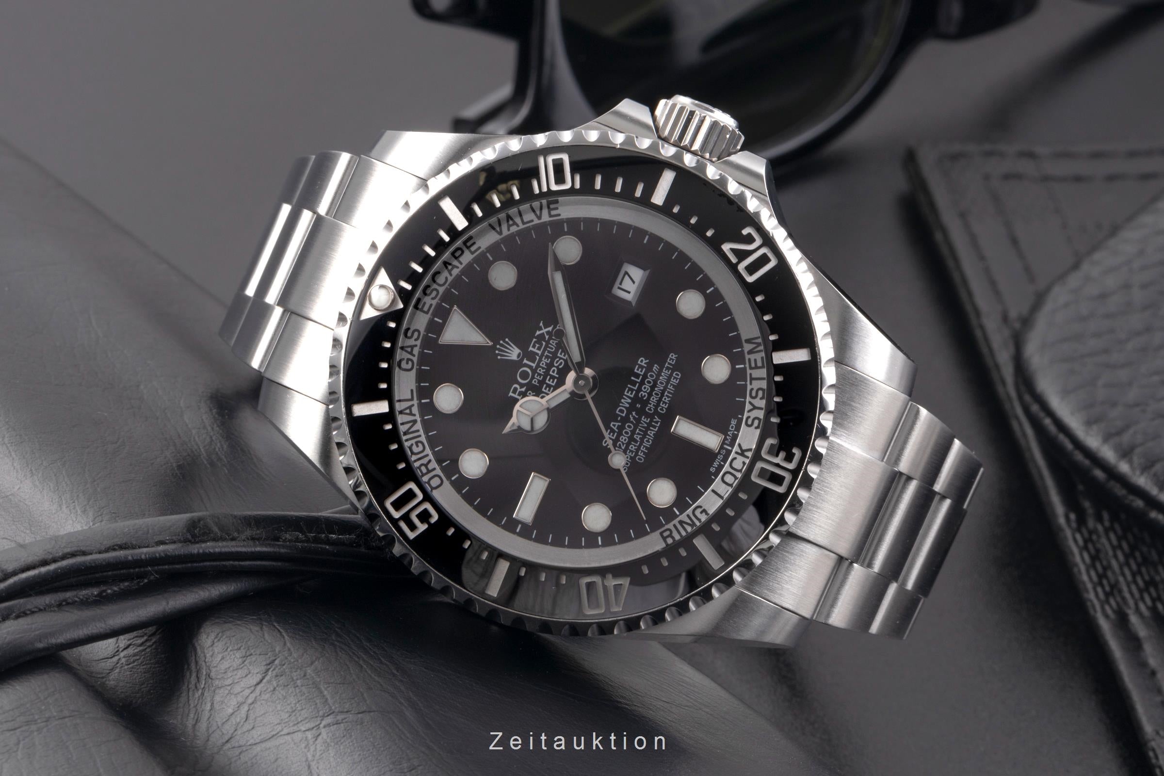 Rolex Sea-Dweller steel automatic men's watch 116660  [2505223]