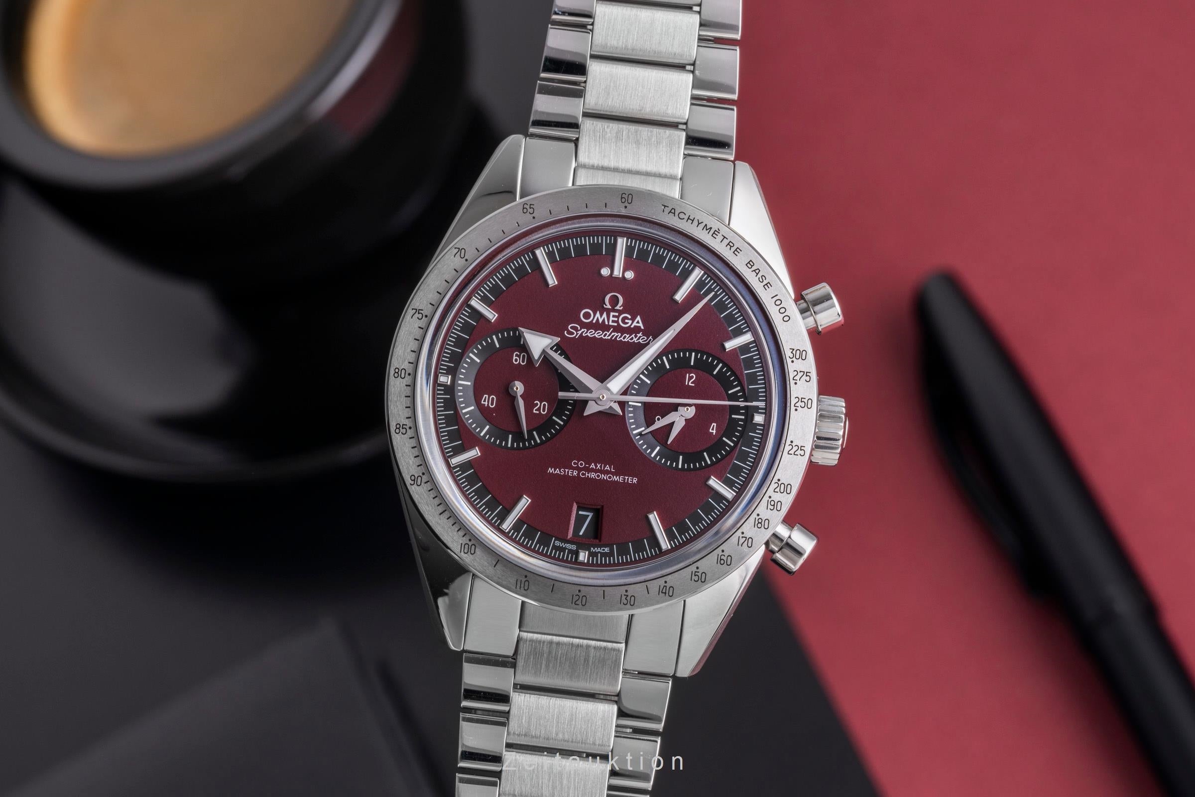 Omega Speedmaster chronographe acier à remontage manuel montre pour hommes 332.10.41.51.11.001 LP: 10300EUR  [2505235]
