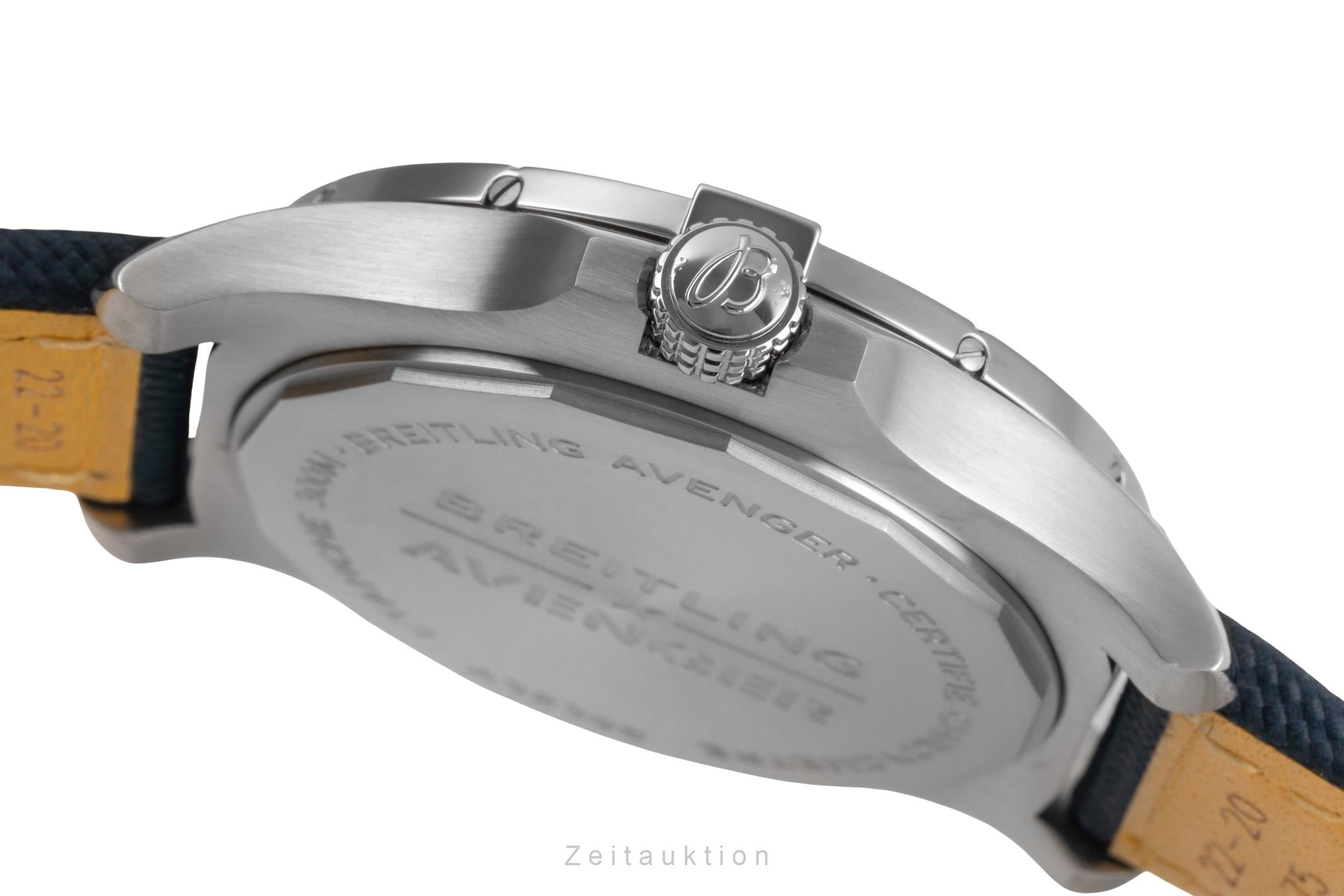 Breitling Avenger II GMT 45 Automatik Edelstahl Herrenuhr Ref. A32395 B&P [2505264]