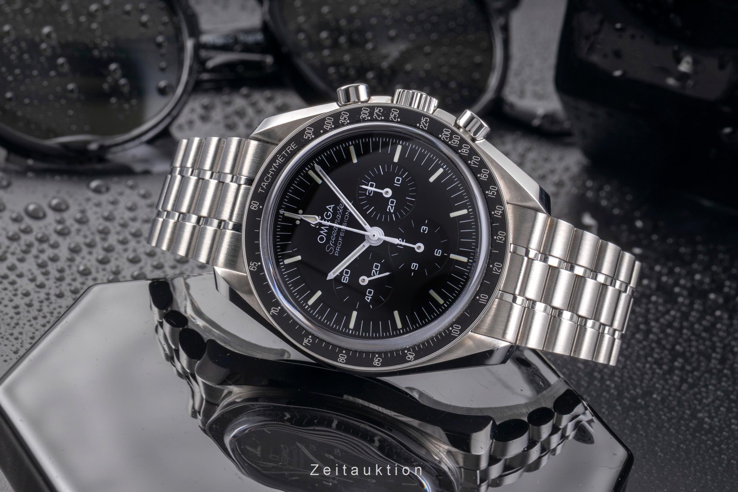 Omega Speedmaster Moonwatch chronograph steel manual winding men's watch 310.30.42.50.01.002 LP: 8700EUR  [2505334]