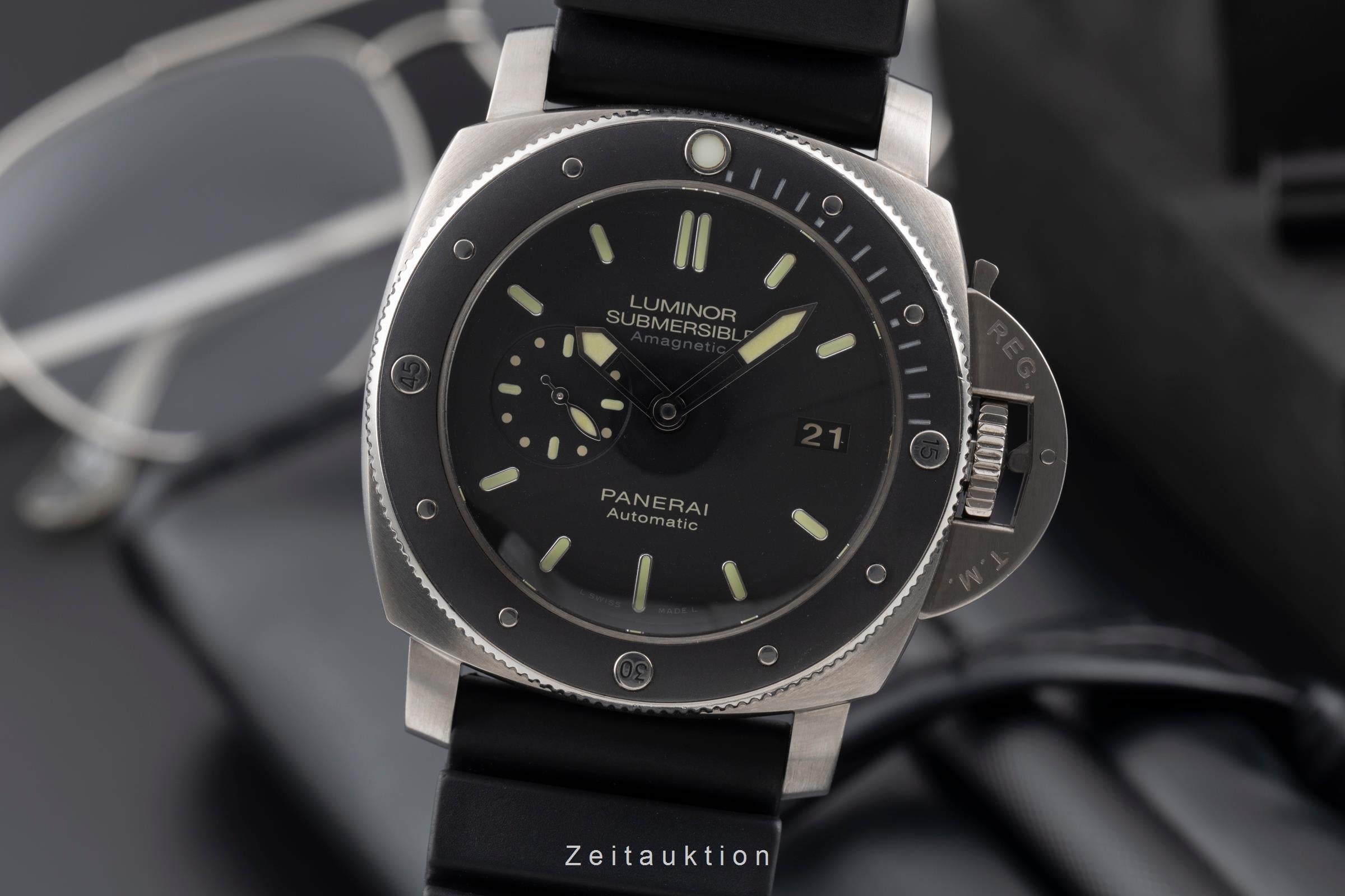 Panerai Submersible titanium automatic men's watch PAM00389 VP: 10900EUR  [2505366]