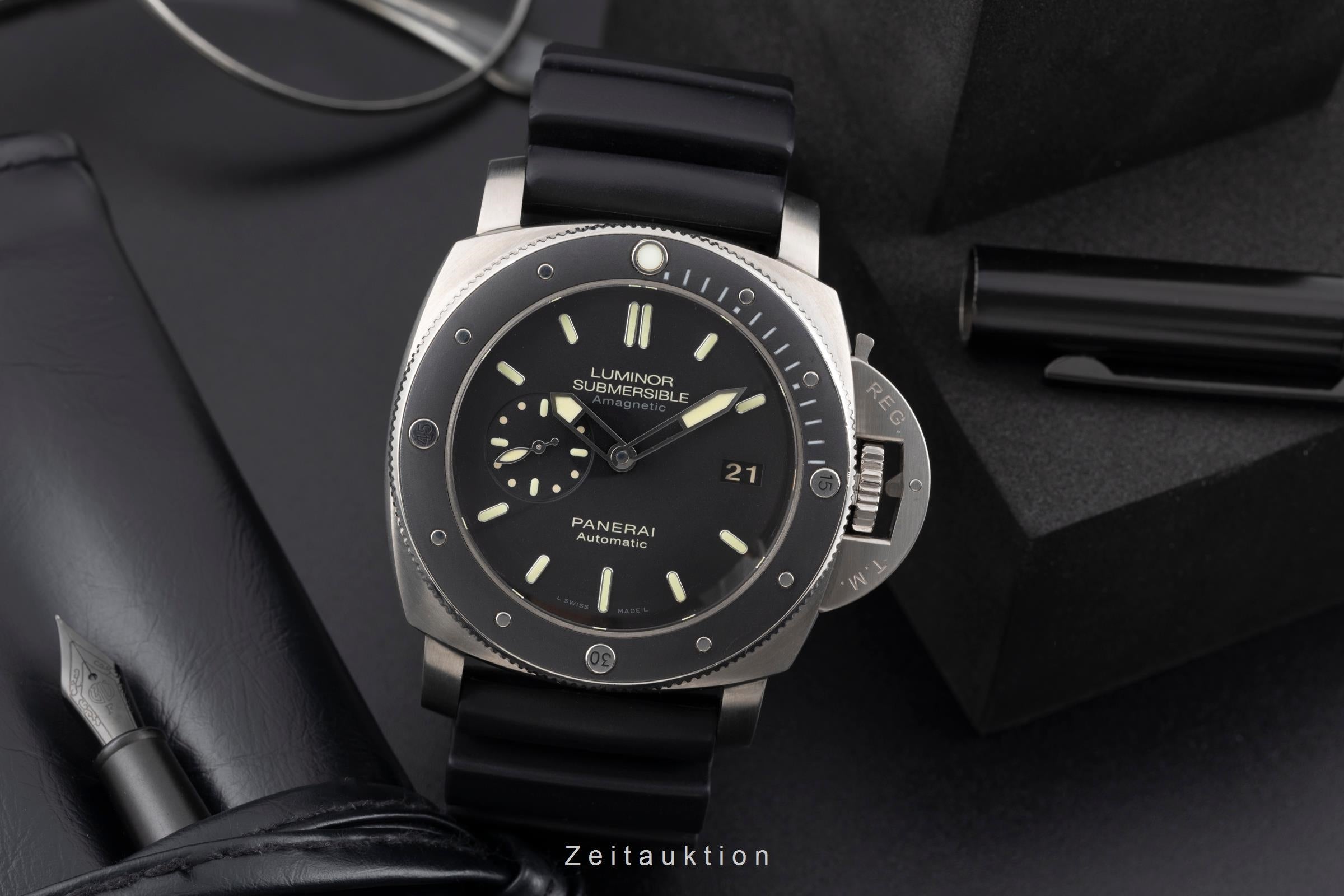 Panerai Submersible titanium automatic men's watch PAM00389 VP: 10900EUR  [2505366]