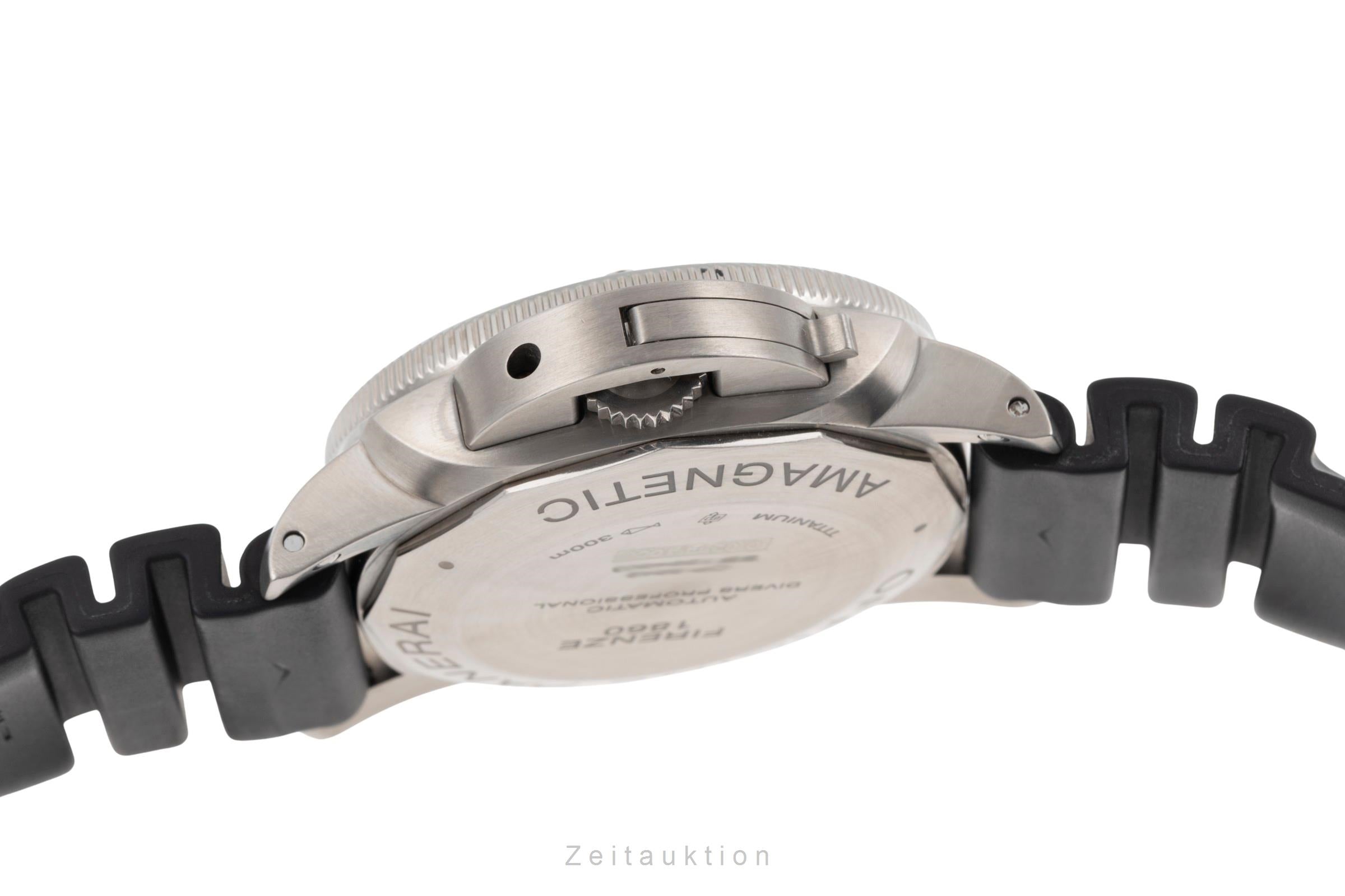 Panerai Submersible titanium automatic men's watch PAM00389 VP: 10900EUR  [2505366]