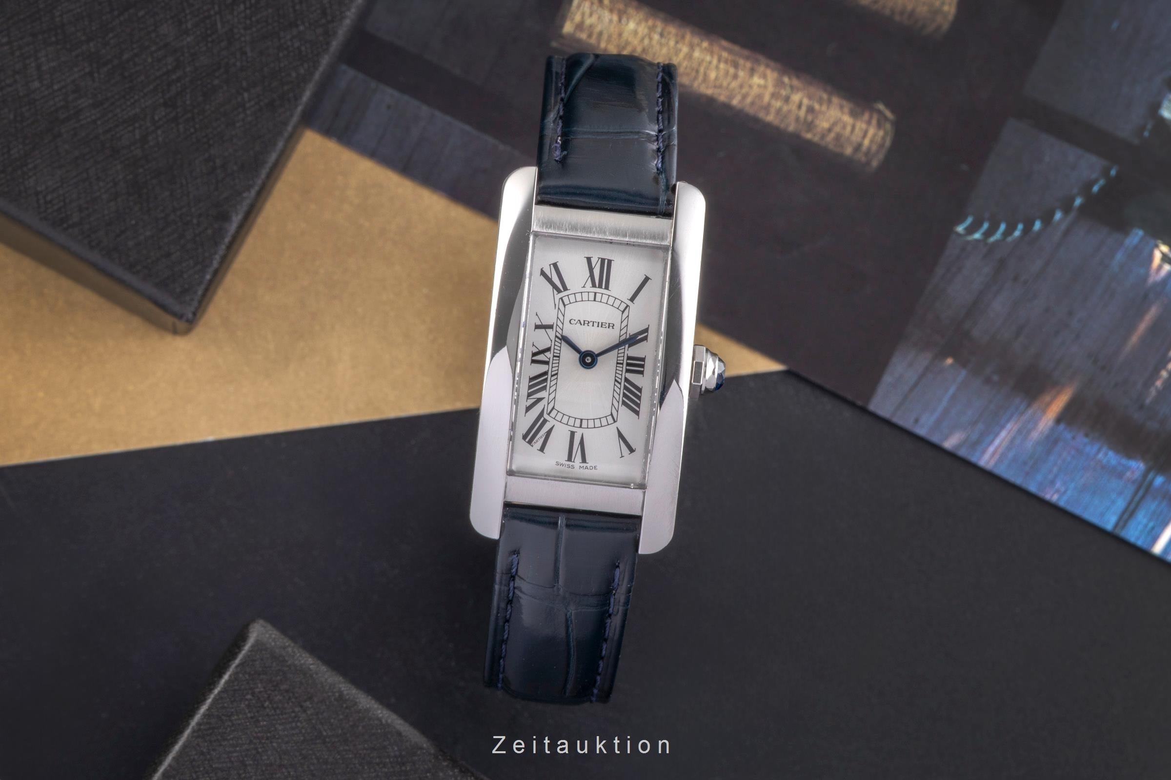 Cartier Tank Américaine SM Damenuhr Ref. WSTA0043 4274 B&P 2022 VP: 4300,- € [2505445]