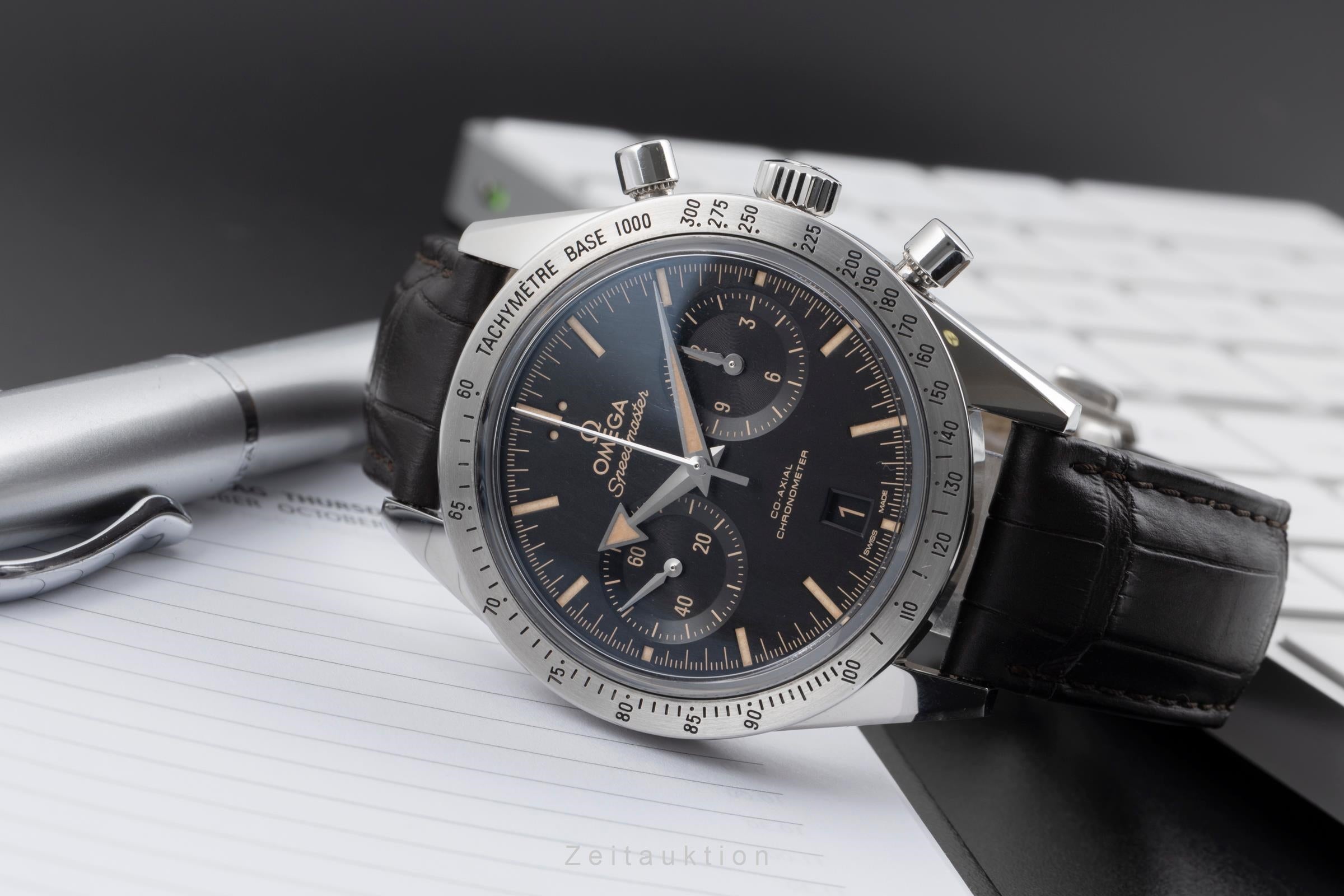 Omega Speedmaster chronograph steel automatic Kal. 9300 Ref