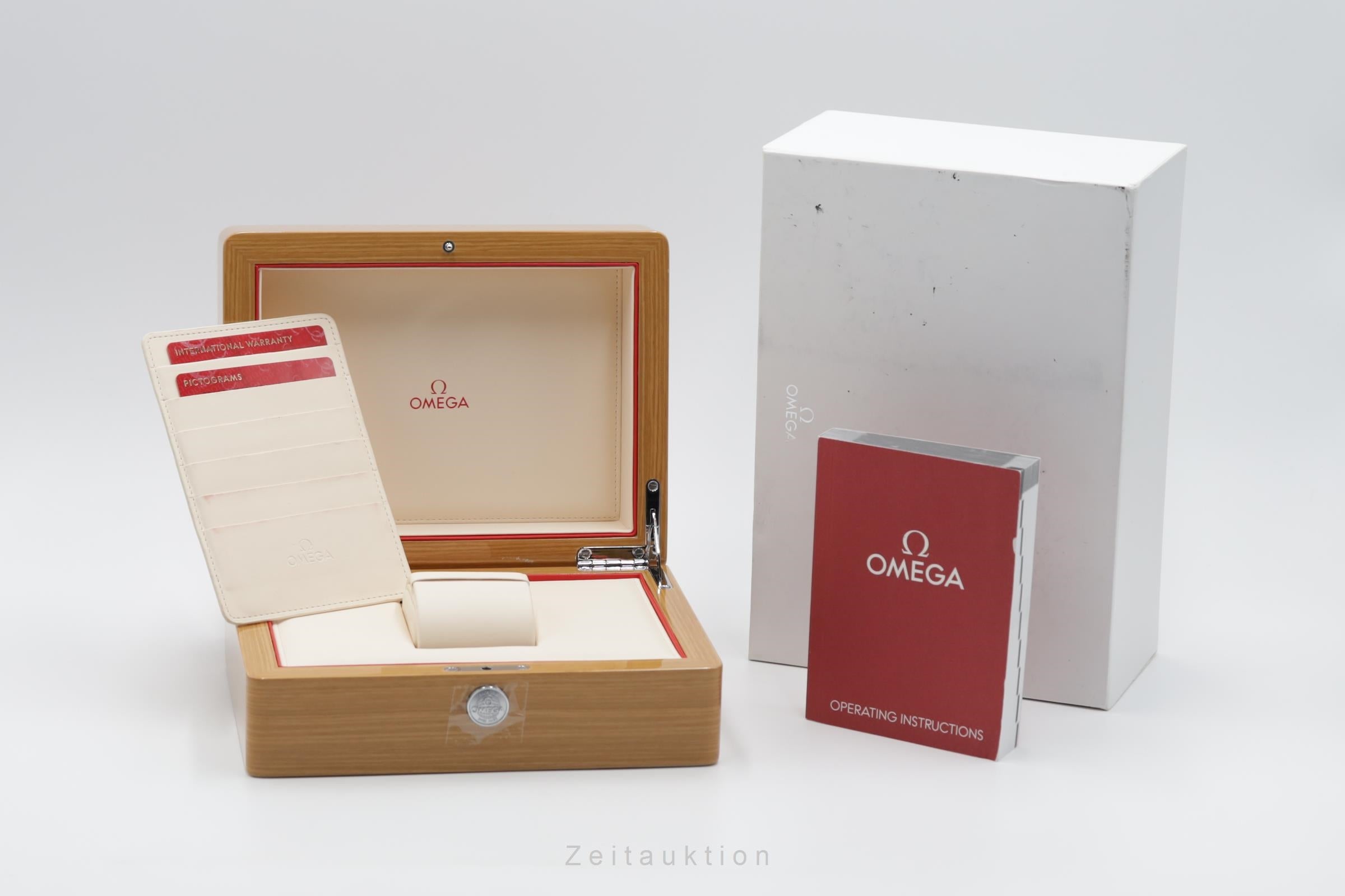 Omega Speedmaster chronographe acier automatique montre pour hommes 331.12.42.51.01.002  [2505473]