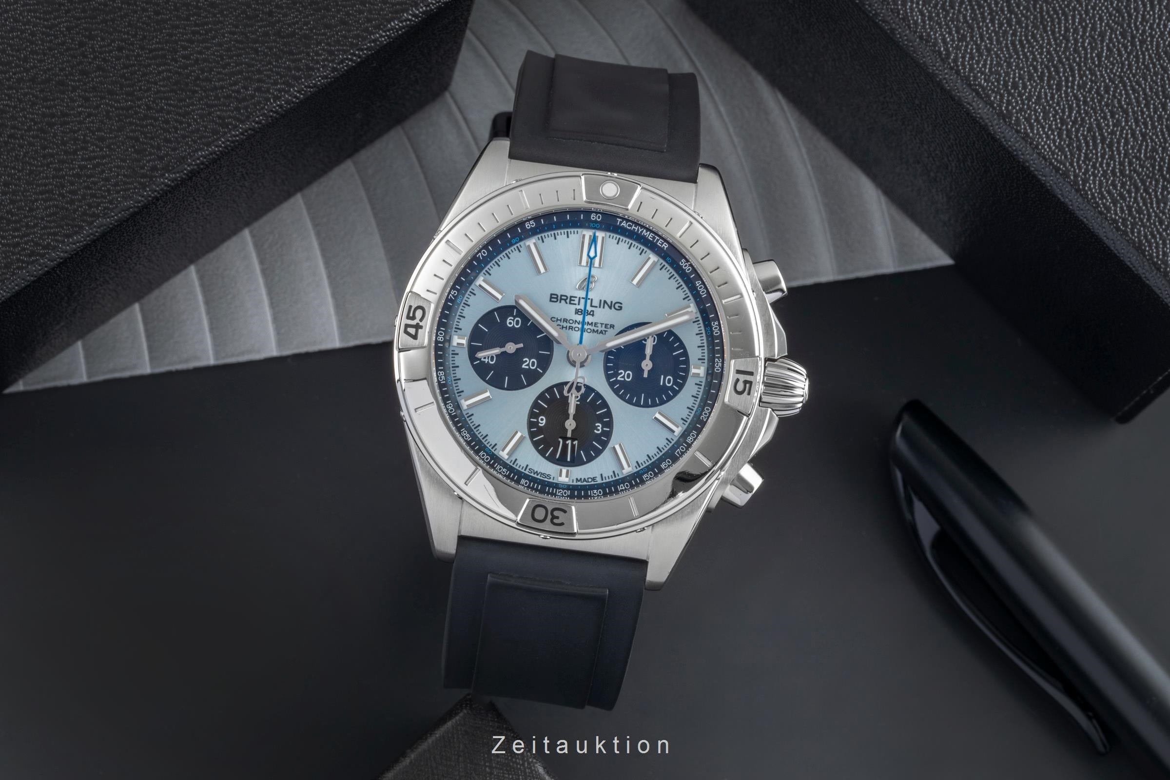 Breitling Chronomat chronographe acier / platine automatique montre pour hommes PB0134 LP: 11400EUR  [2505491]