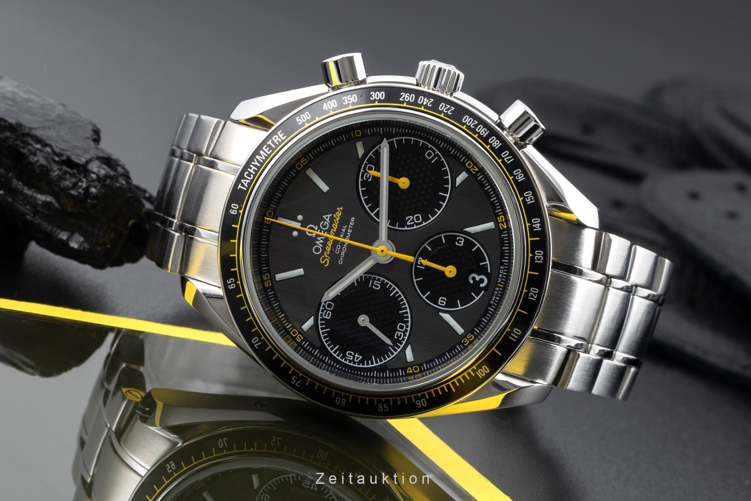 Omega Speedmaster chronograph steel automatic men's watch 326.30.40.50.06.001  [2505514]