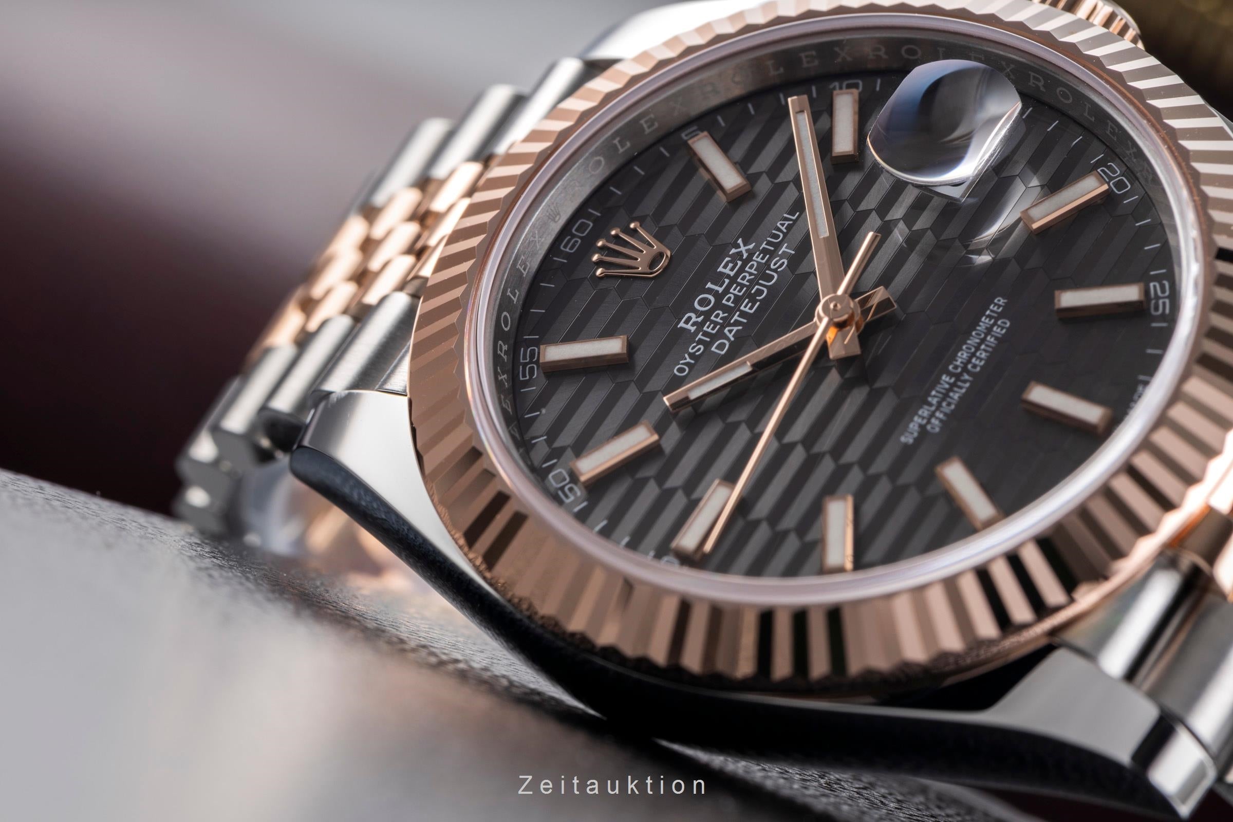 Rolex Datejust 41 Grey Fluted Motif Dial Stahl / Roségold Ref. 126331 B&P 2023 [2505519]
