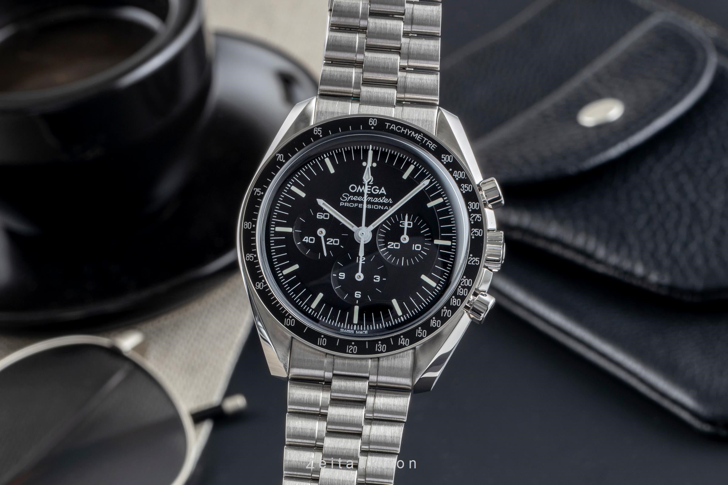Omega Speedmaster Moonwatch chronograph steel manual winding men's watch 310.30.42.50.01.001 LP: 7600EUR  [2505532]