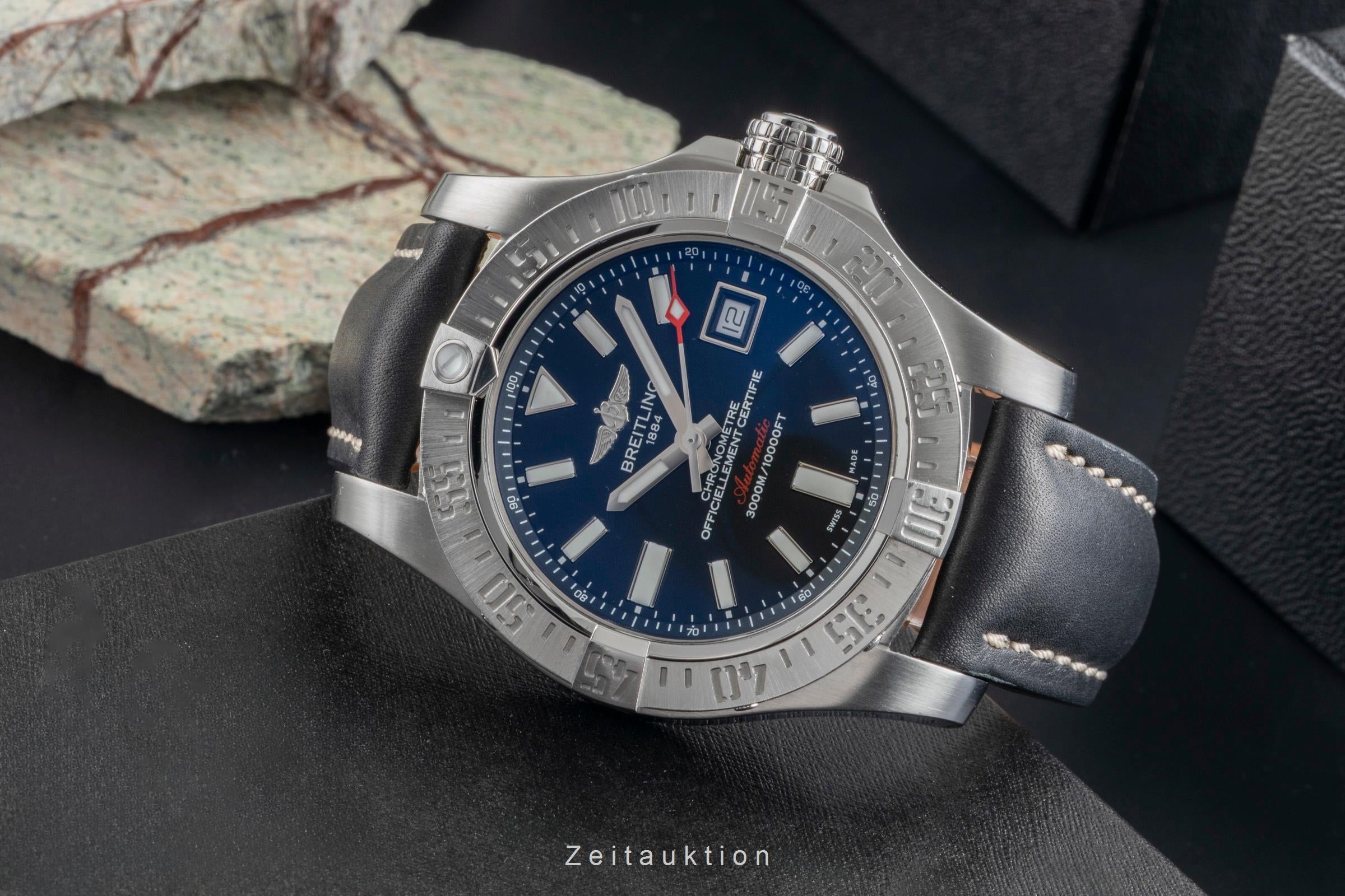 Breitling Avenger II Seawolf steel automatic Kal. B17 Ref