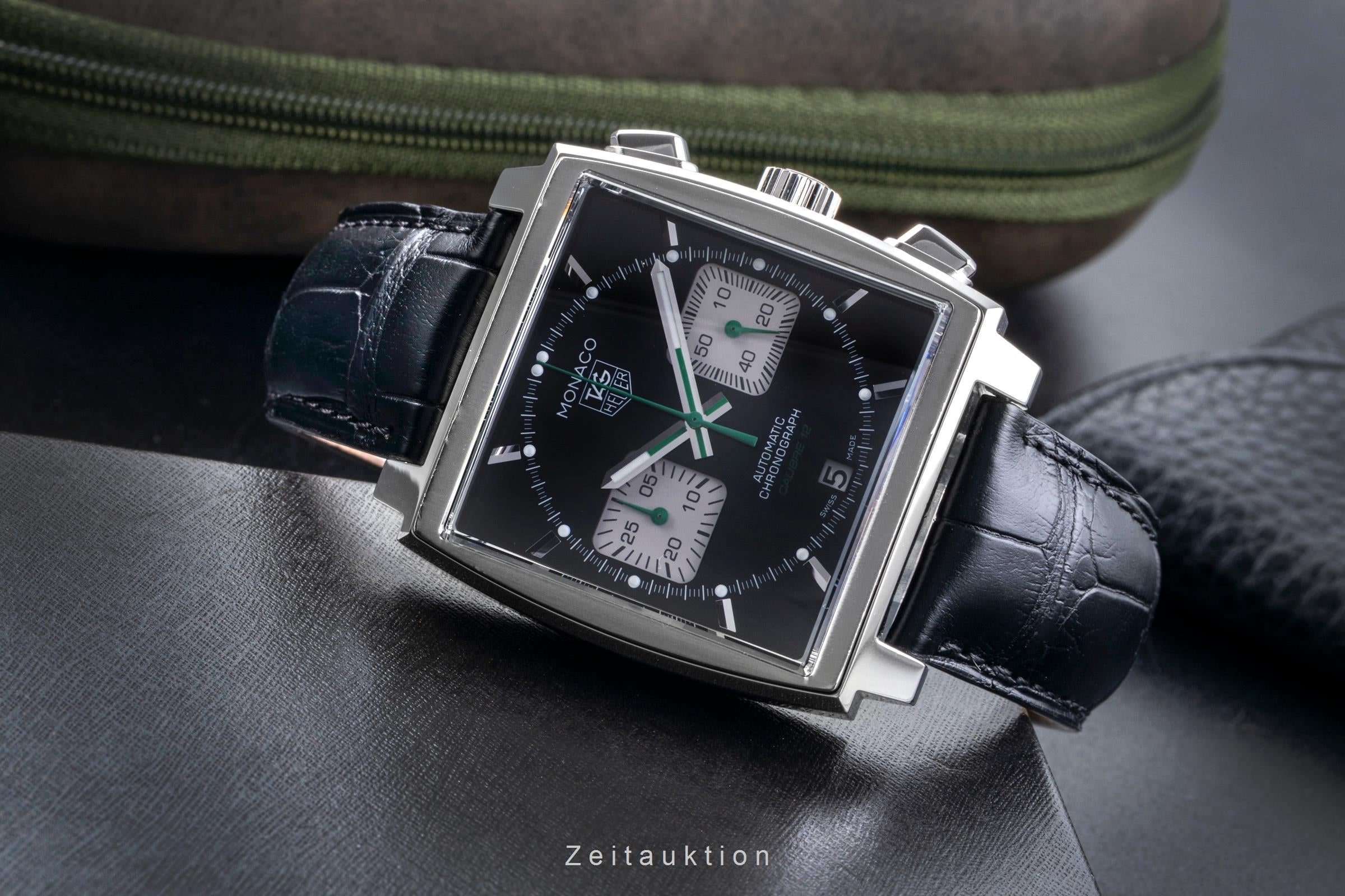 Tag Heuer Monaco chronographe acier automatique montre pour hommes CAW2117  [2505559]