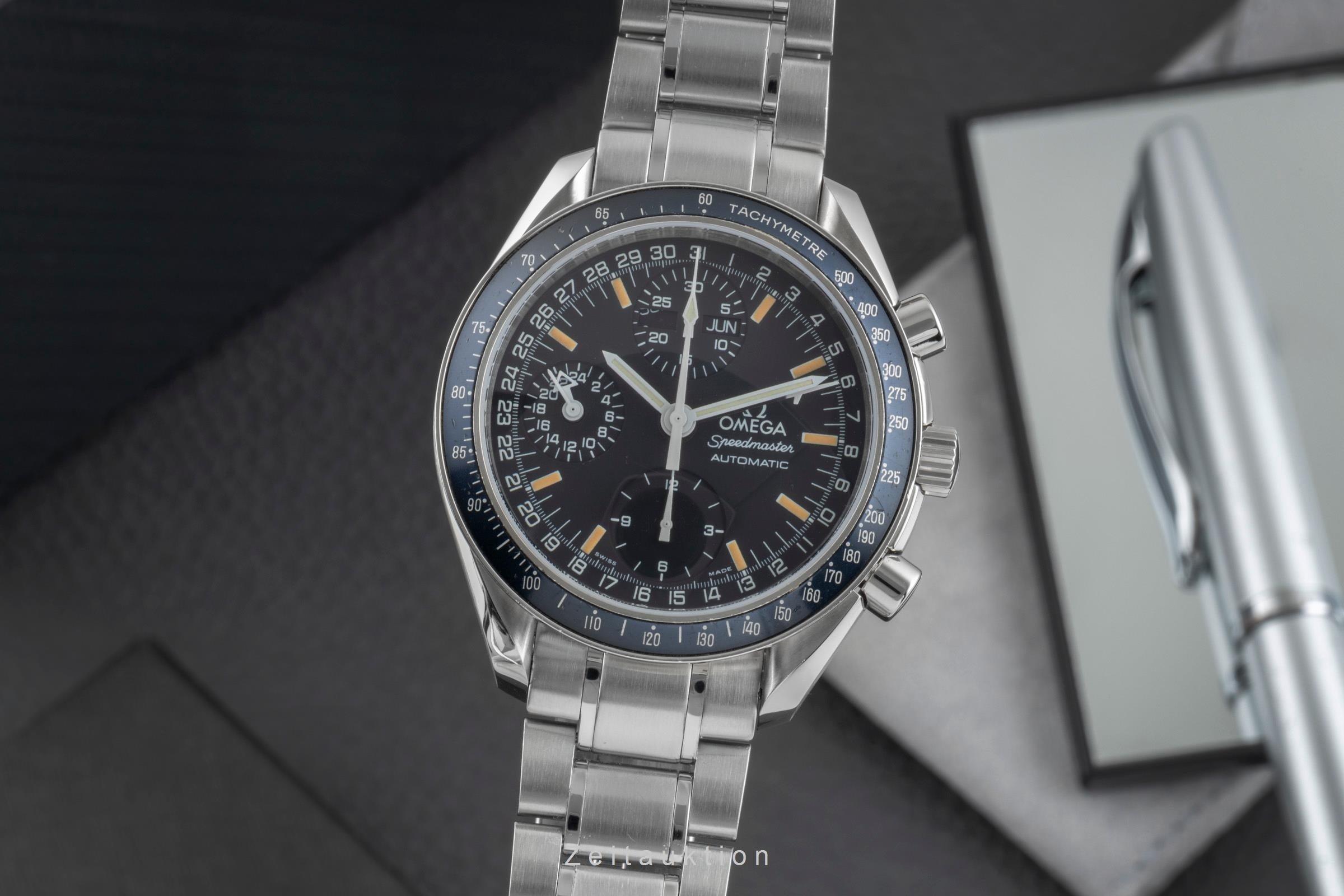 Omega Speedmaster Date chronograph steel automatic 1151 Ref - Main Image