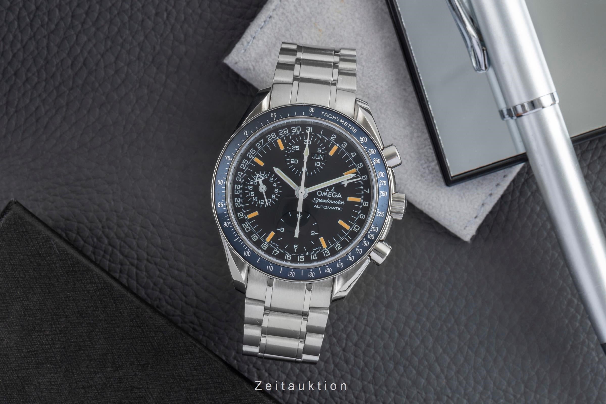 Omega Speedmaster Date chronograph steel automatic men's watch 3520.50.00  [2505567]