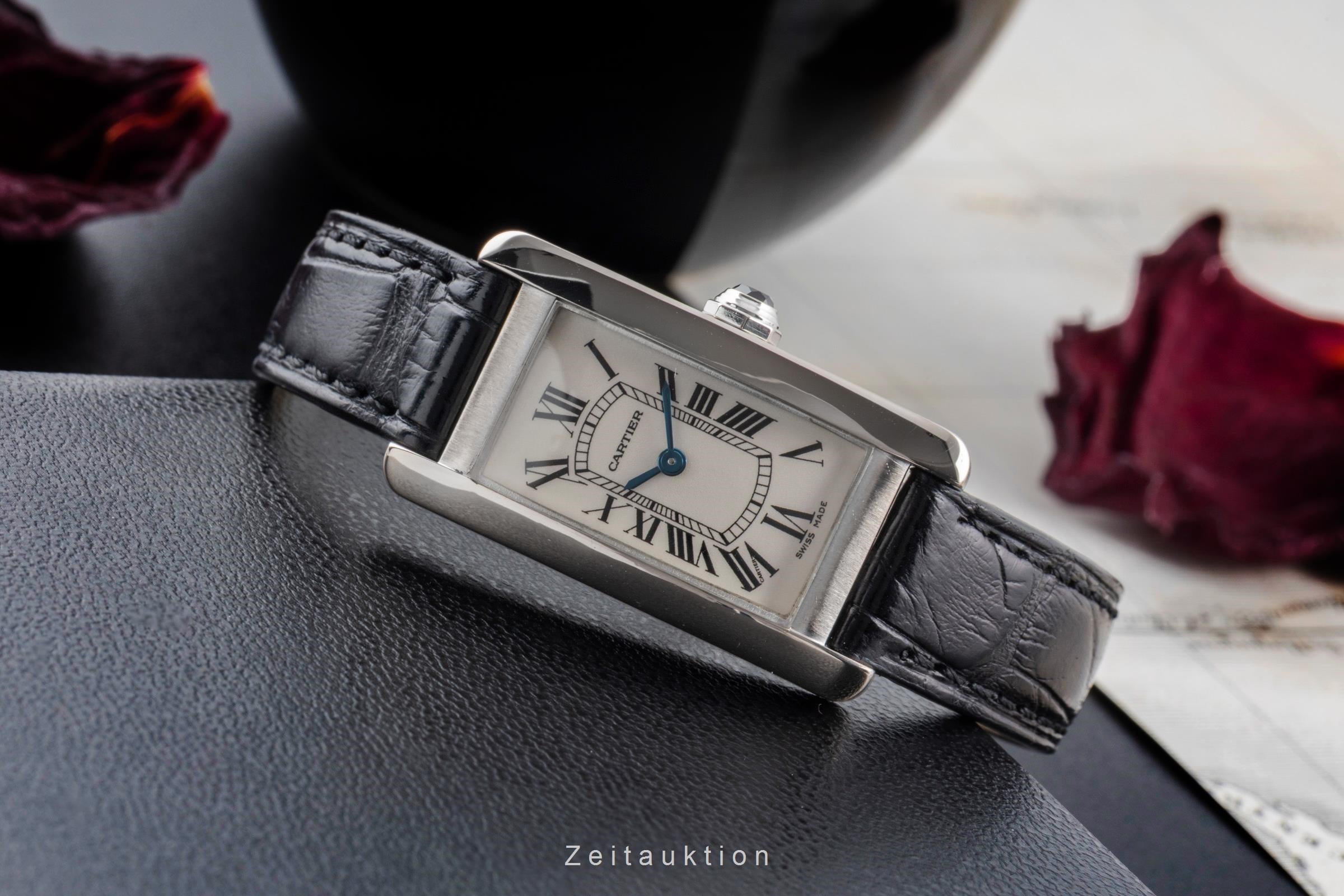 Cartier Tank Américaine or blanc 18 ct quartz montre pour femmes W2601956  [2505568]