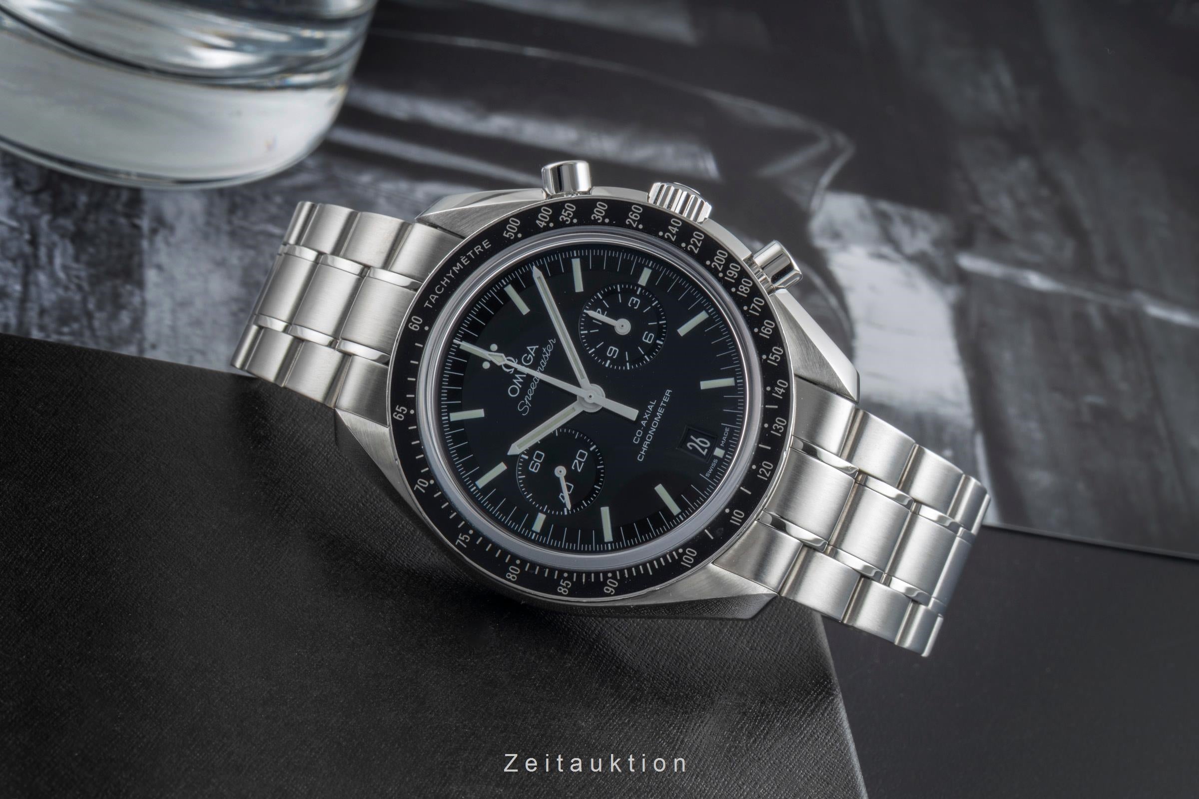 Omega Speedmaster chronograph steel automatic men's watch 311.30.44.51.01.002 LP: 10400EUR  [2505577]