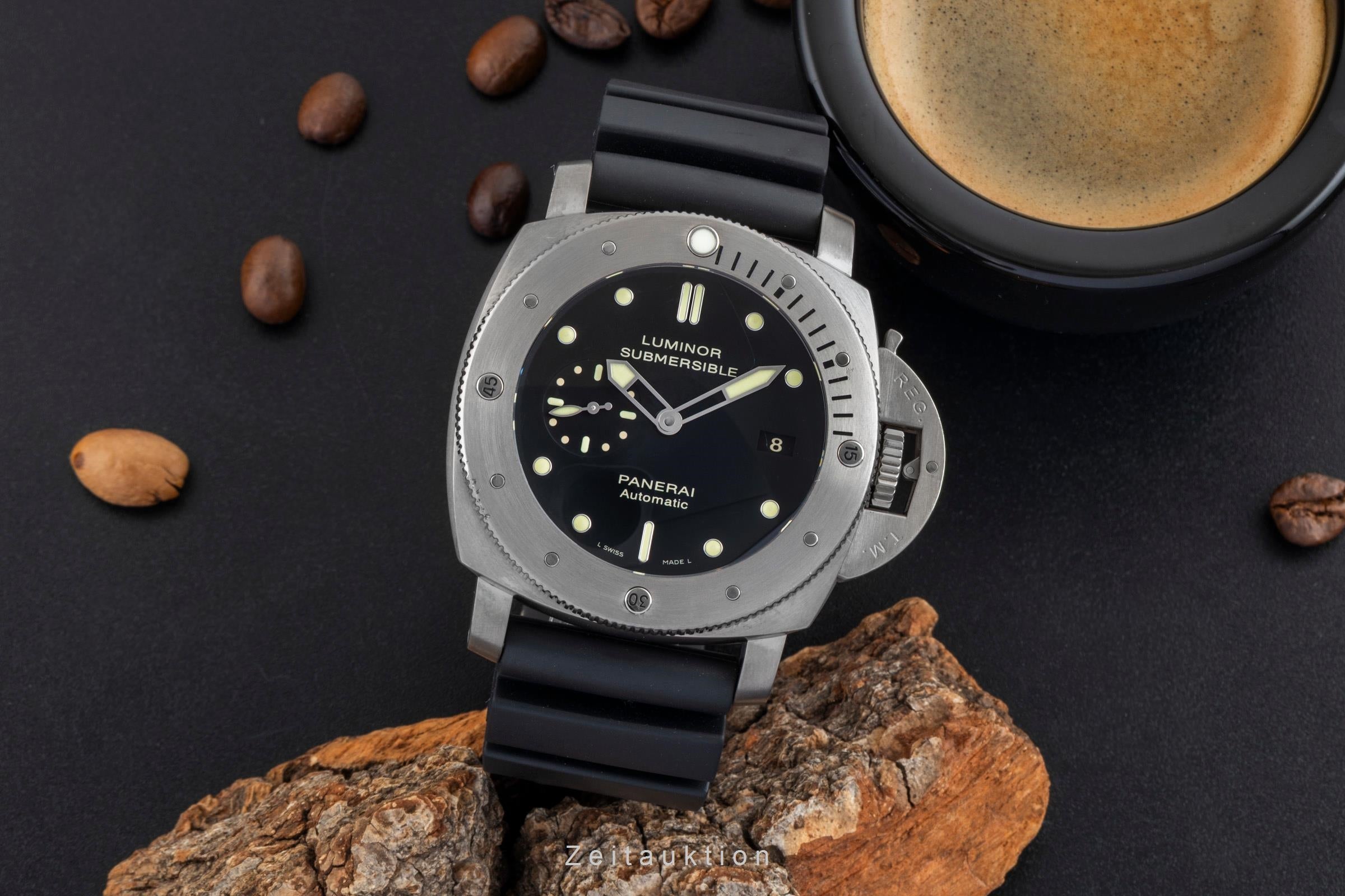 Panerai Submersible titanio automatismo orologio da uomo PAM00305 LP: 10900EUR  [2505611]