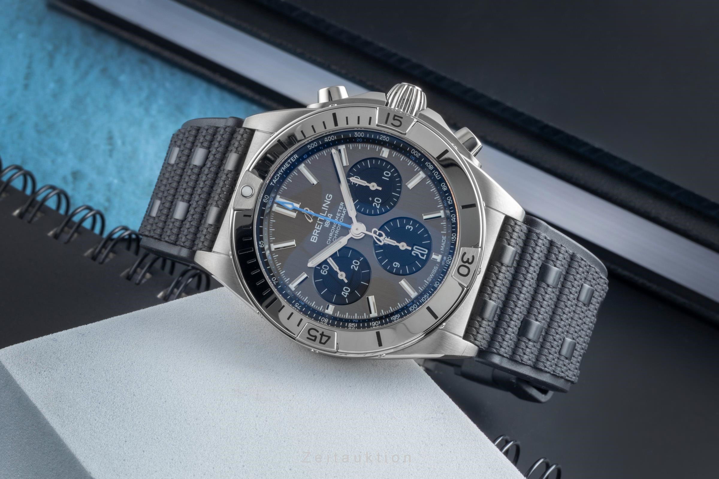 Breitling Chronomat chronograph titanium automatic men's watch EB0134101M1S1 LP: 9800EUR  [2505624]