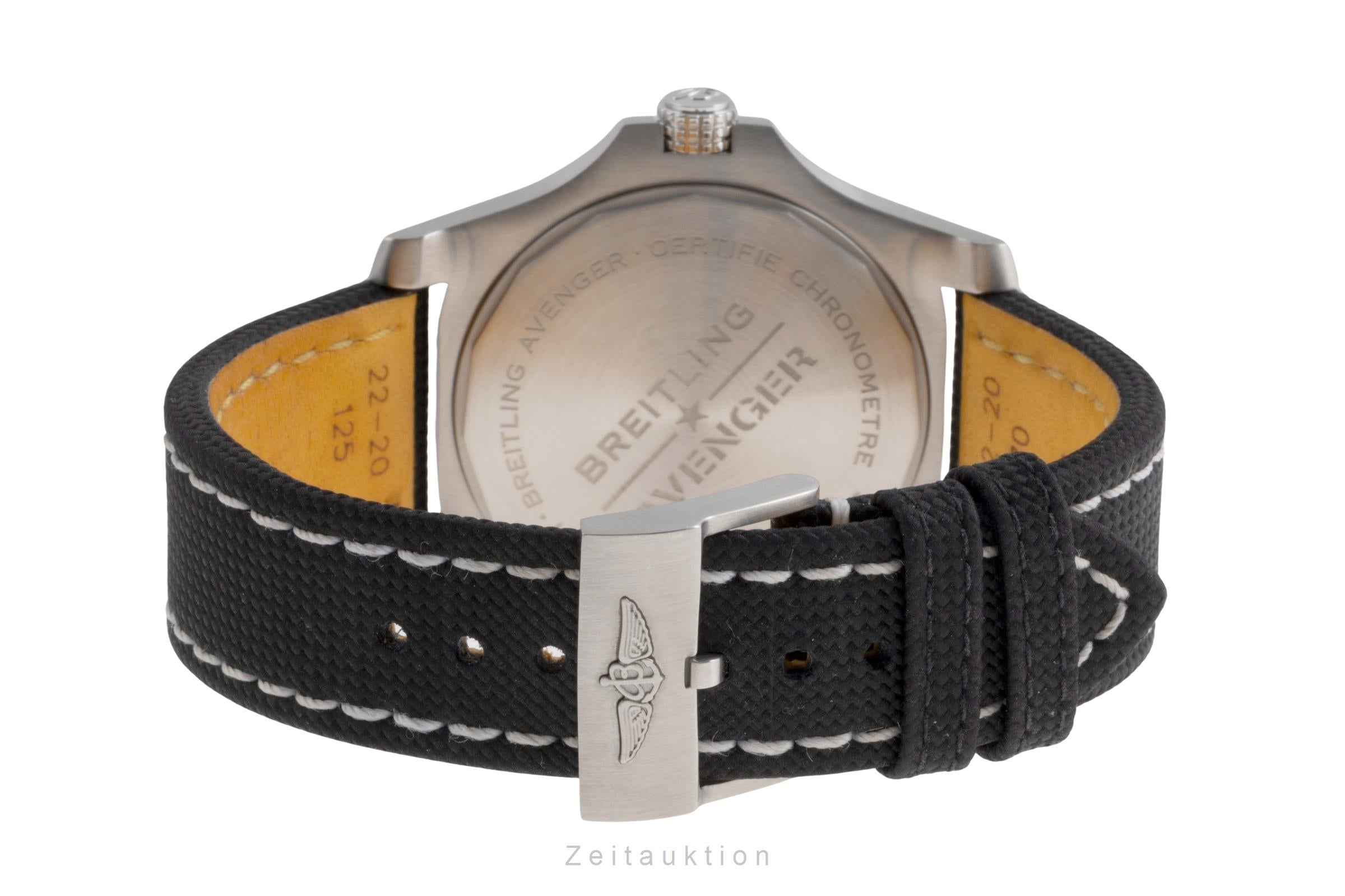 Breitling Avenger II GMT steel automatic men's watch A32397101A1X1  [2505626]