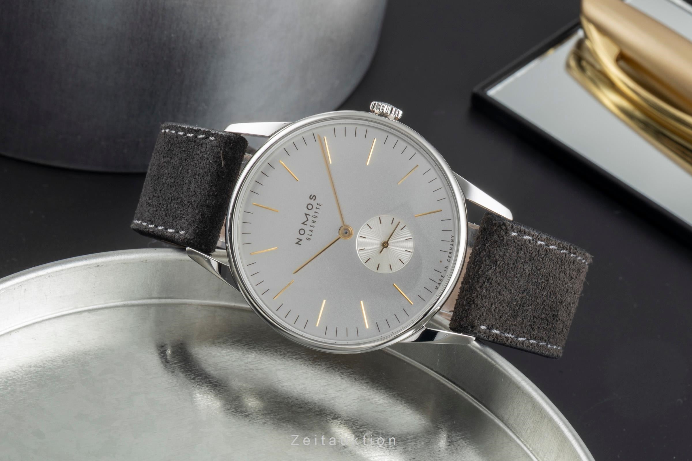 Nomos Orion acier à remontage manuel montre pour hommes 379 LP: 2260EUR  [2505674]
