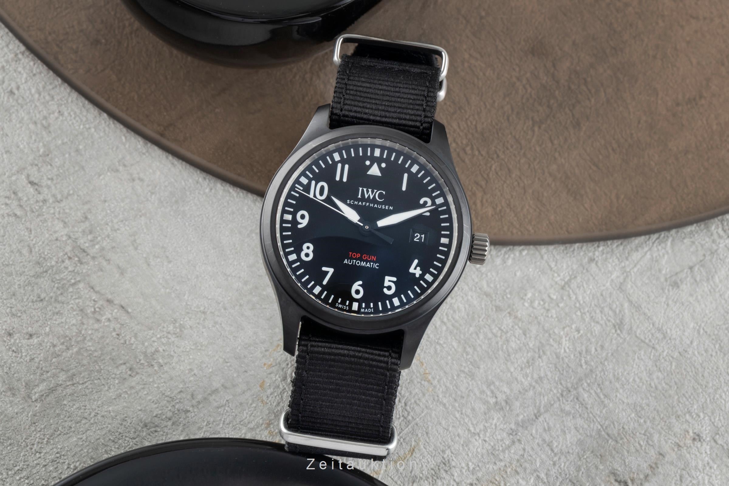 IWC Pilot ceramic / titanium automatic men's watch IW326901 LP: 7000EUR  [2505675]
