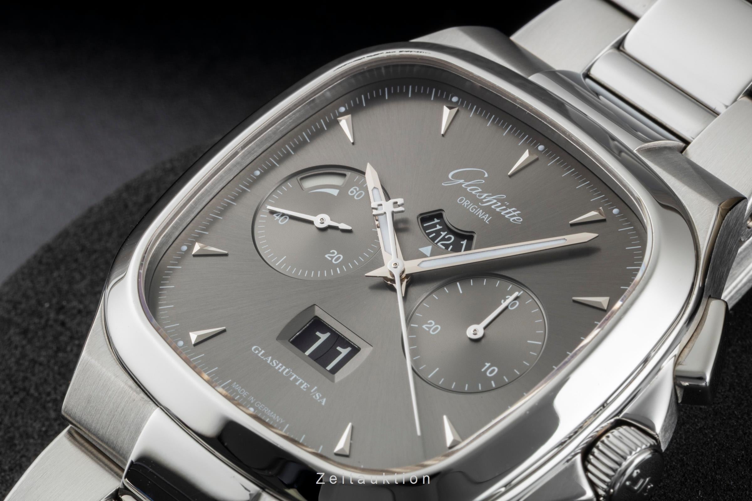 Glashütte Seventies chronographe acier automatique montre pour hommes 1-37-02-01-02-70 LP: 16100EUR  [2505708]