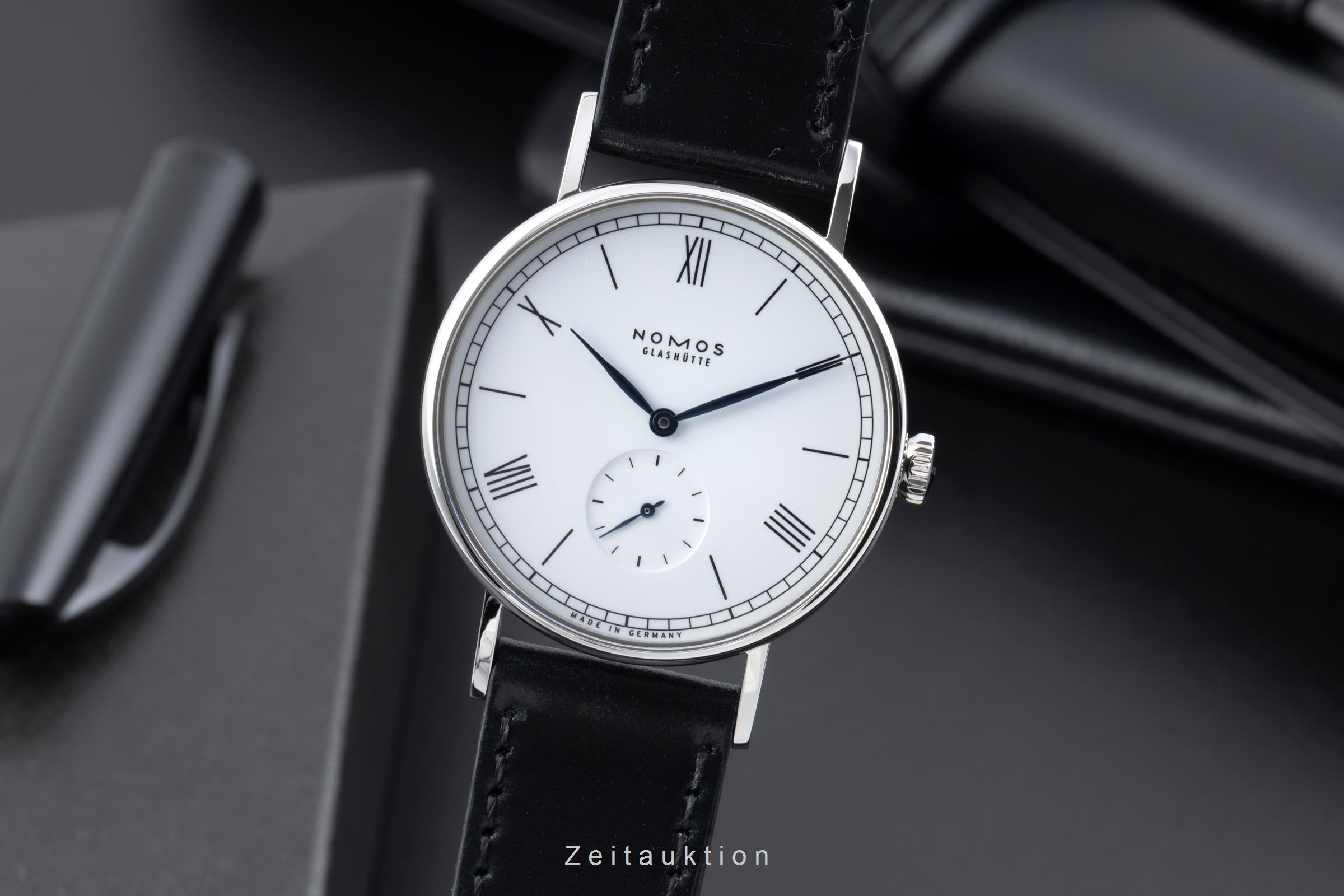 Nomos Ludwig acero cuerda manual reloj para caballeros 205 Limited  [2505777]