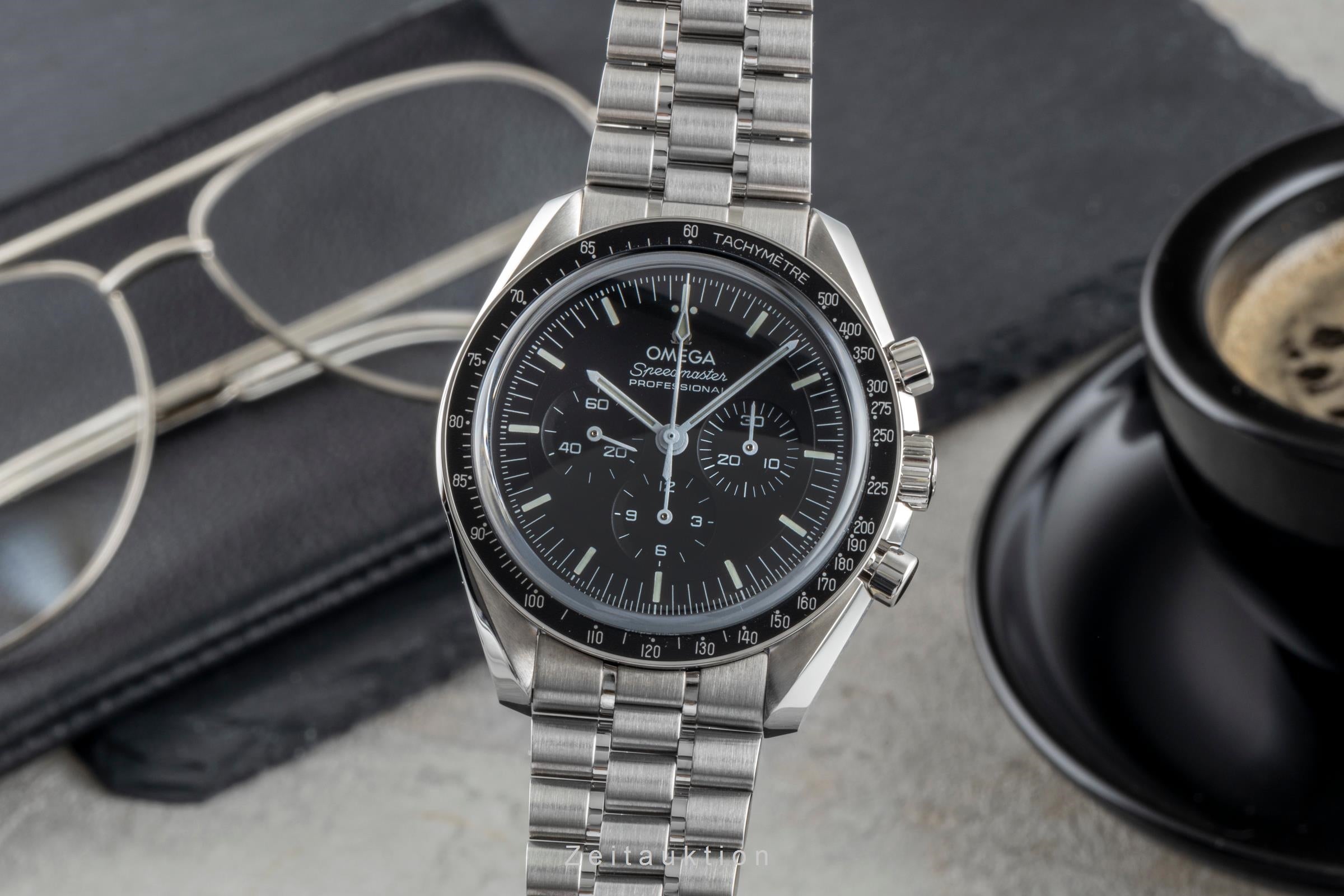 Omega Speedmaster Moonwatch chronograph steel manual winding men's watch 310.30.42.50.01.002 LP: 8700EUR  [2505804]
