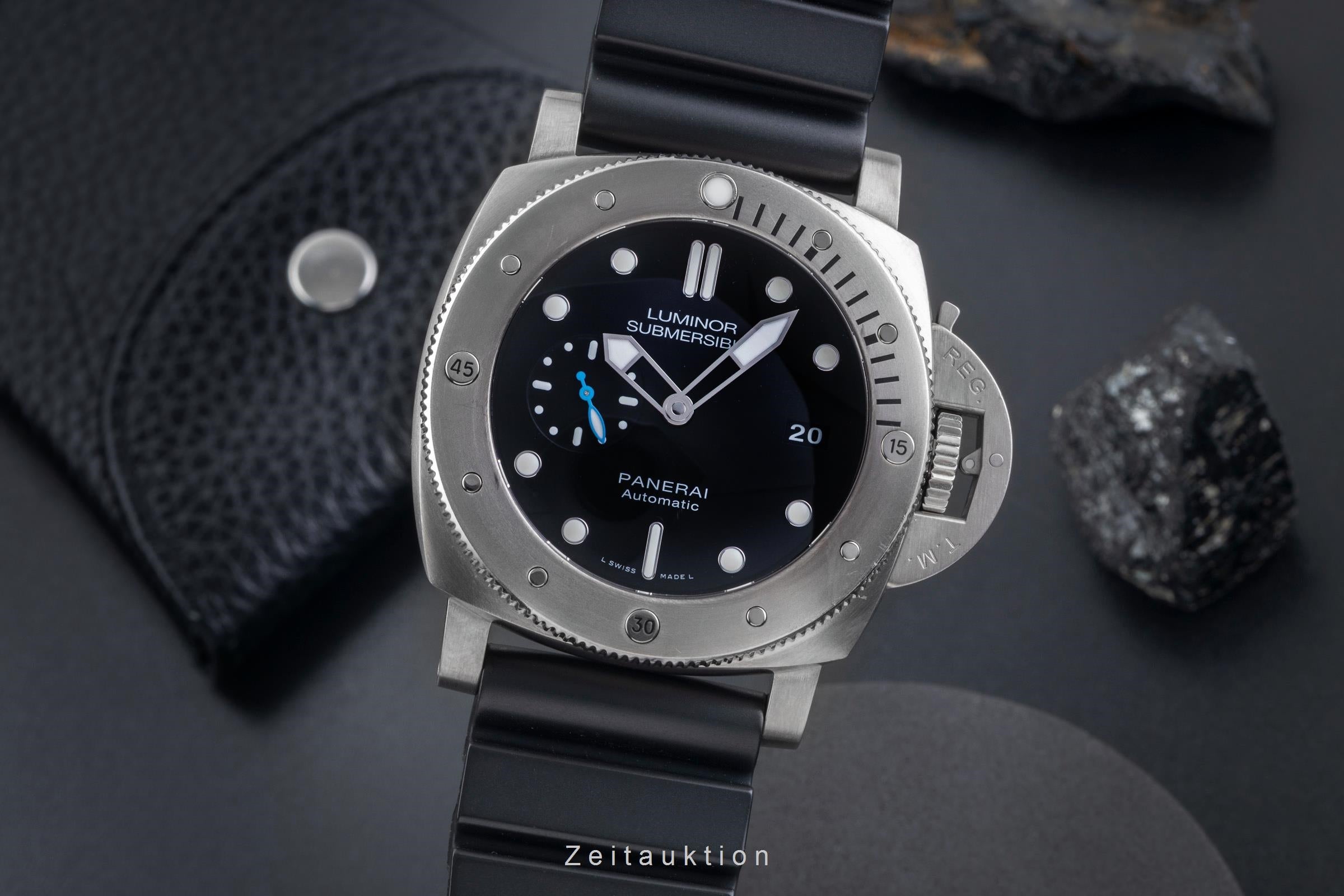Panerai Submersible titane  automatique montre pour hommes PAM01305 LP: 10900EUR  [2505805]